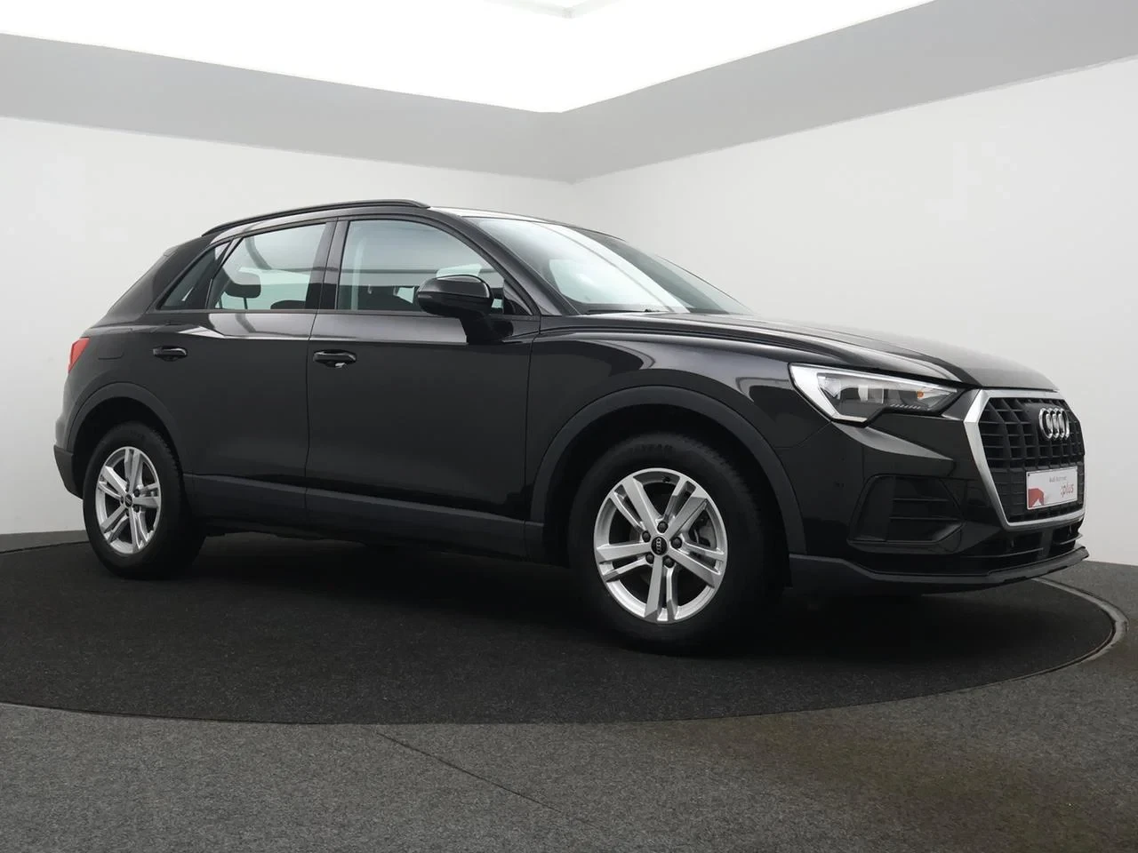 Audi-Q3-image-1