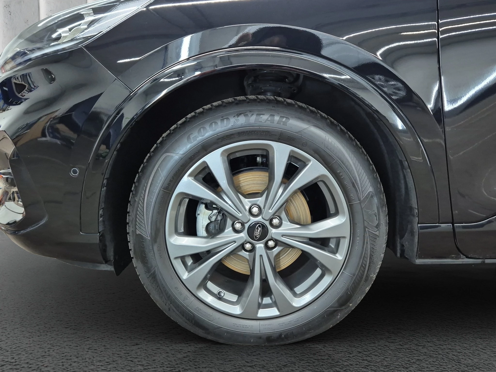 Ford-Kuga-image-8