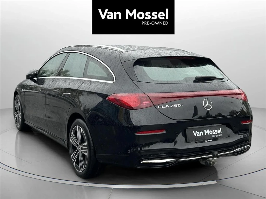 Mercedes-Benz-CLA-image-6
