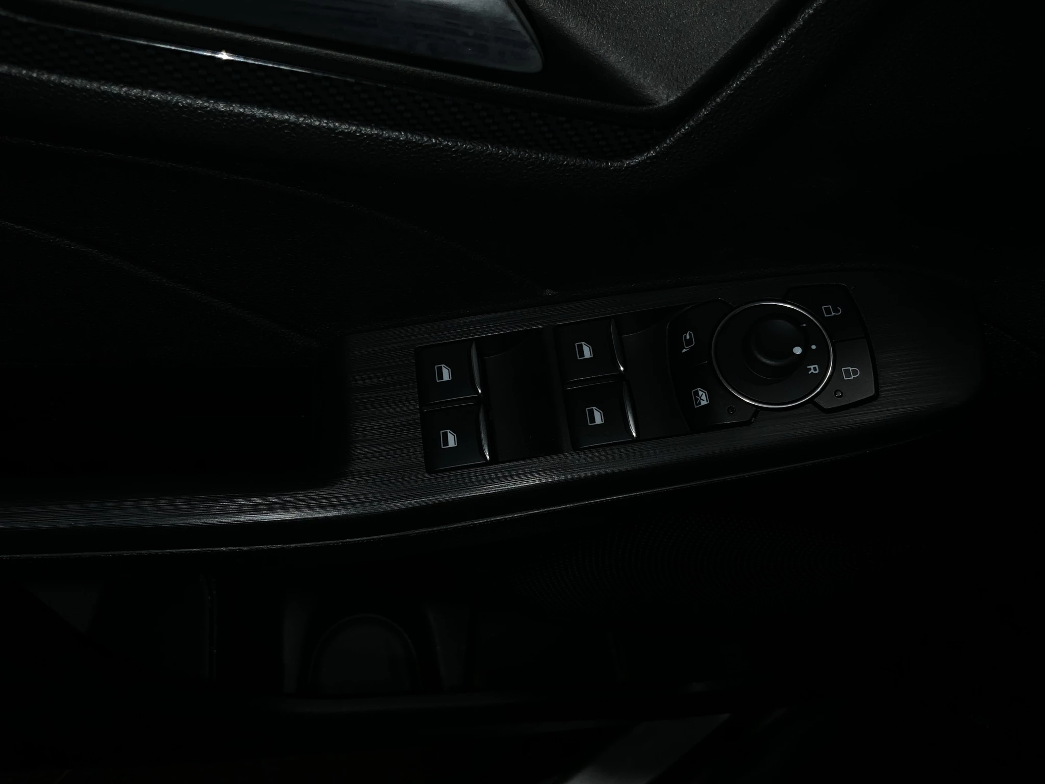 Ford Kuga ST-Line X*PANO*AHK*KAM*ACC*NAVI*SOUND-SYS. LED Pano SHZ 4xSHZ