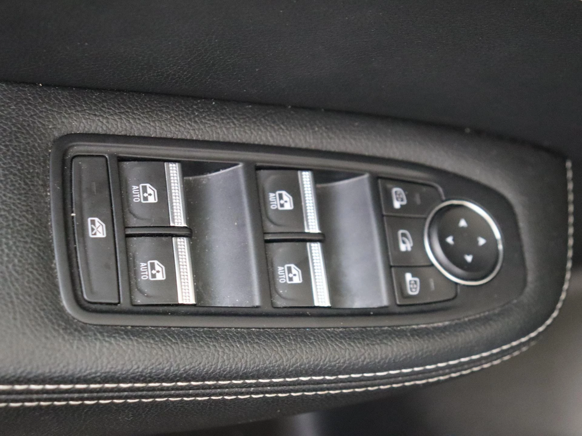 Renault-Arkana-image-24