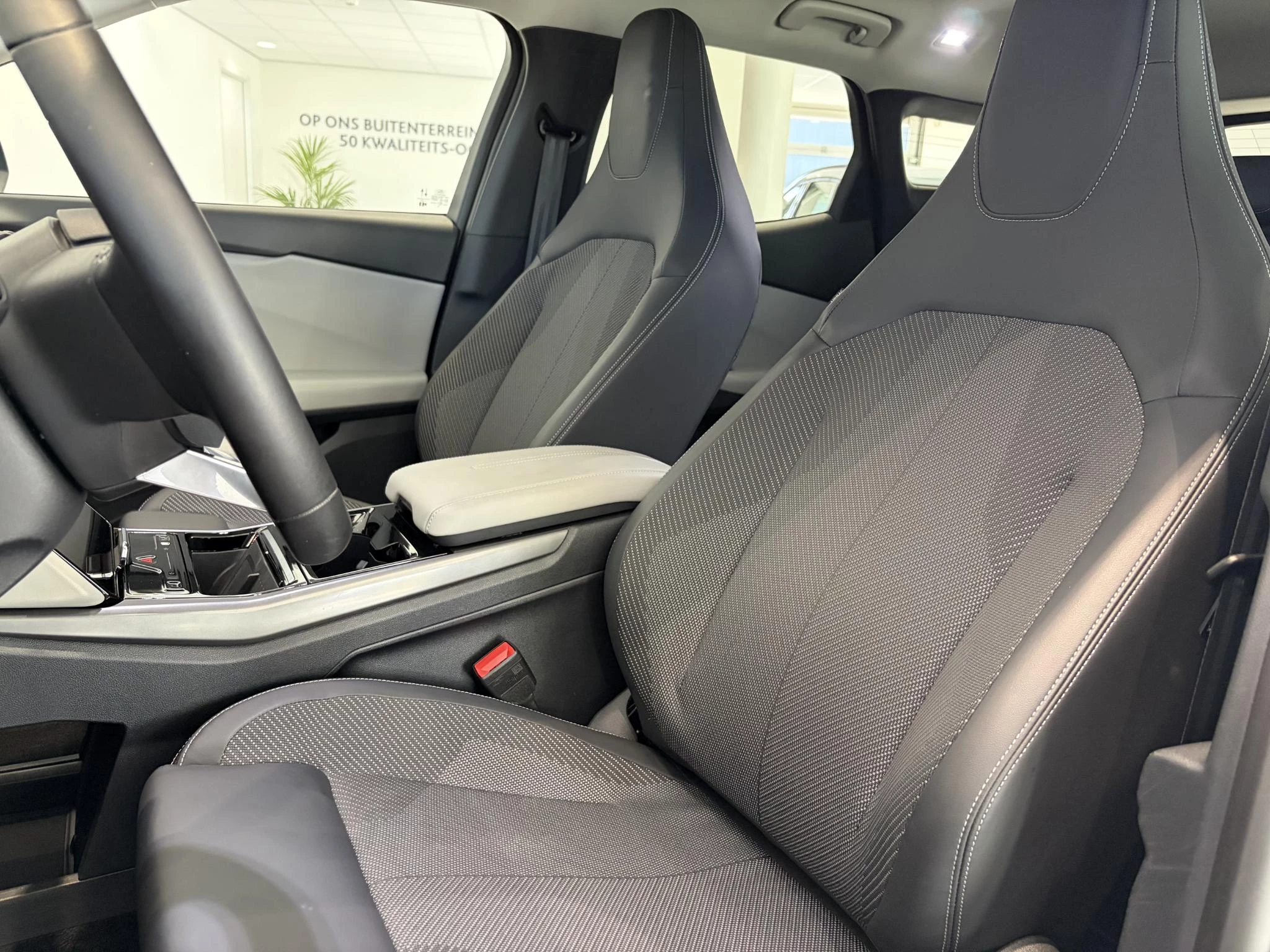Ford Explorer Extended Range RWD 77 kWh