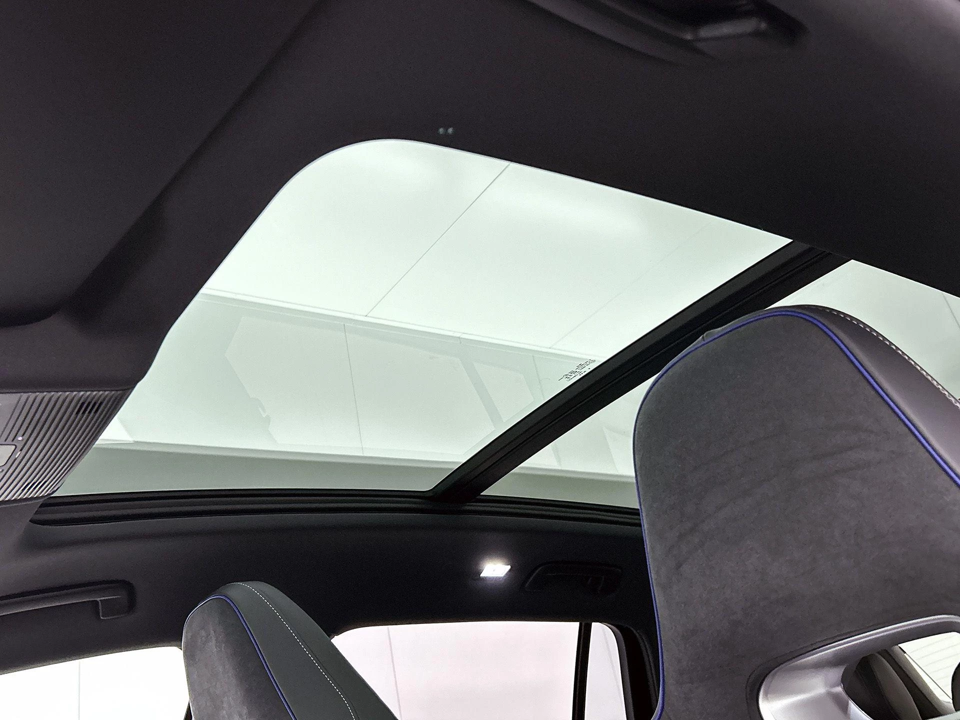 Volkswagen-Tiguan-image-43