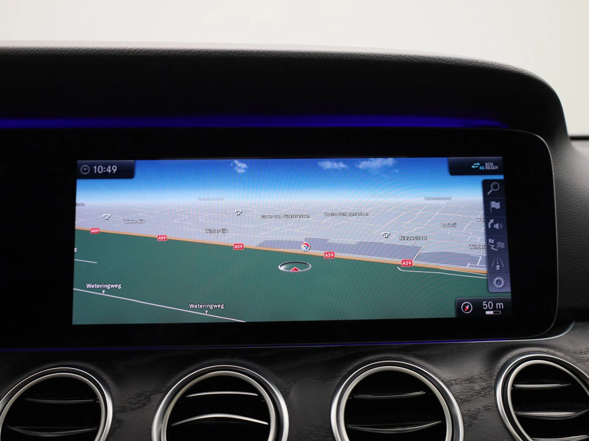 Mercedes-Benz-E-Klasse-image-17