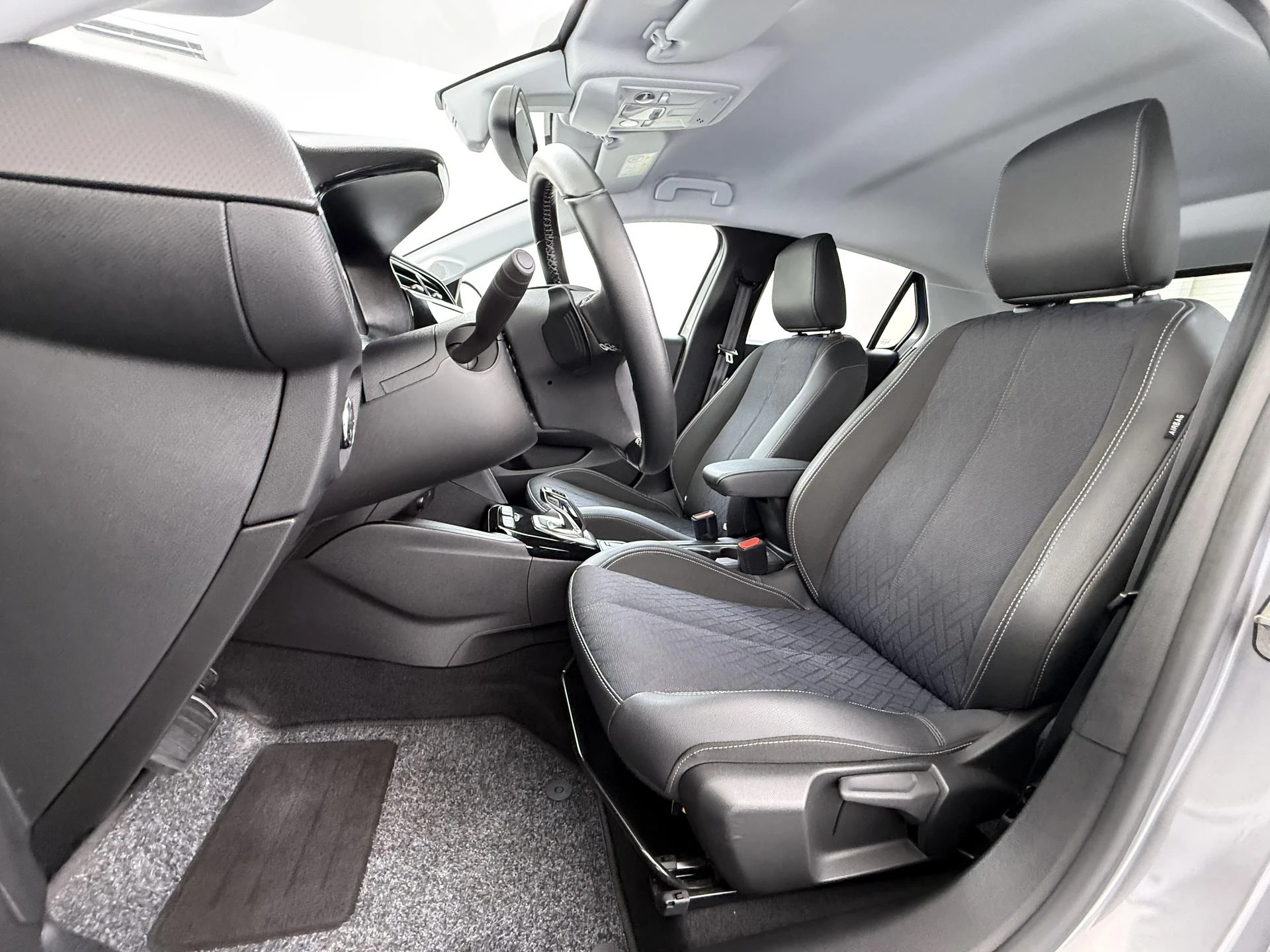 Opel-Corsa-image-4