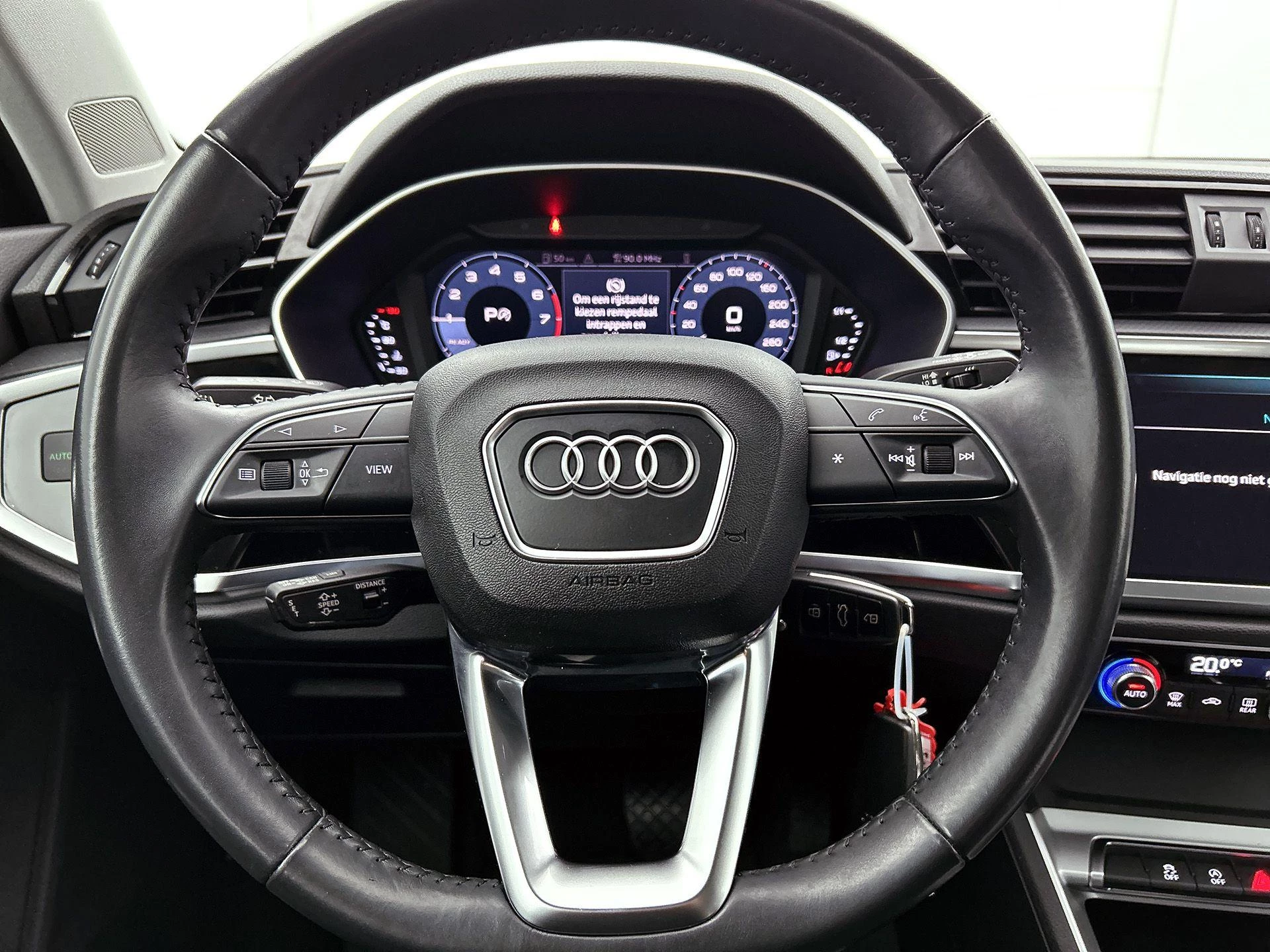 Audi-Q3-image-30