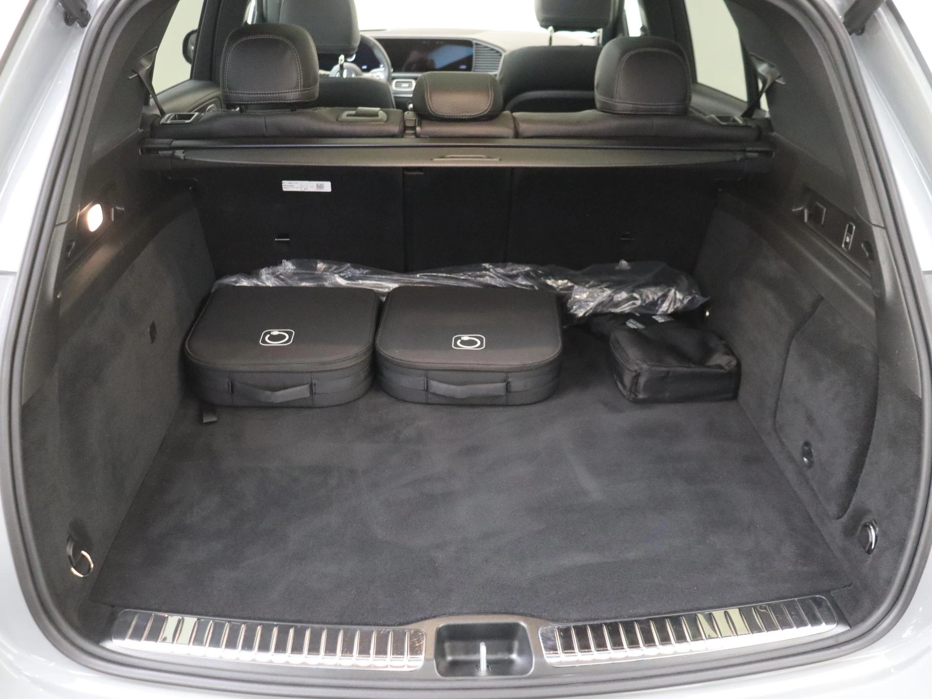 Mercedes-Benz-GLE-image-30