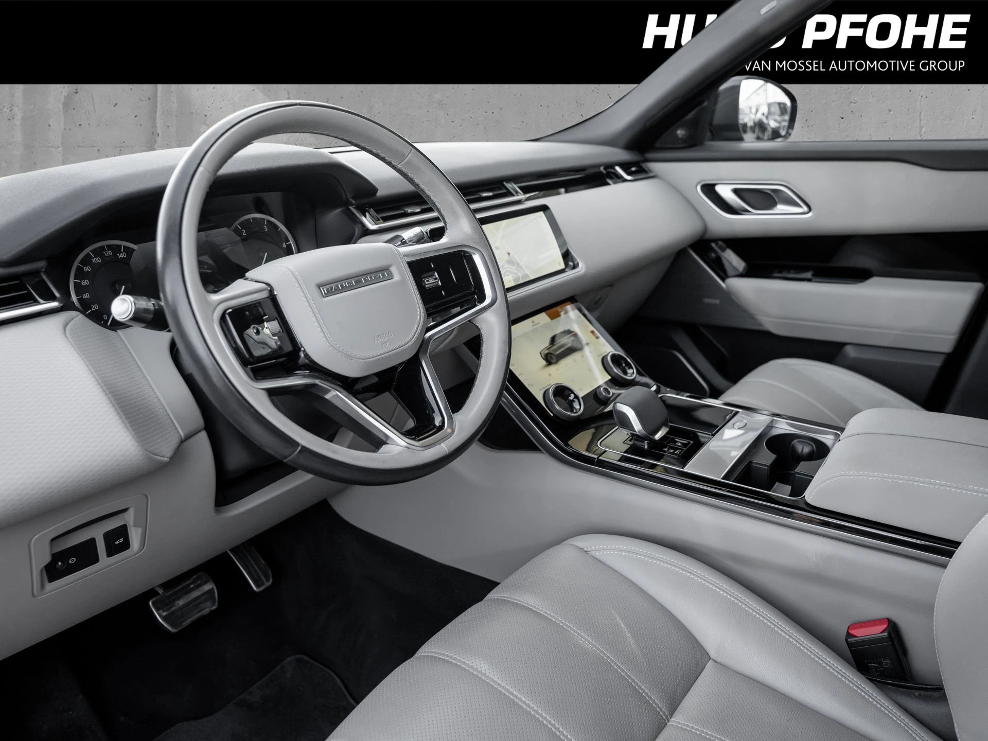 Land Rover-Range Rover Velar-image-5