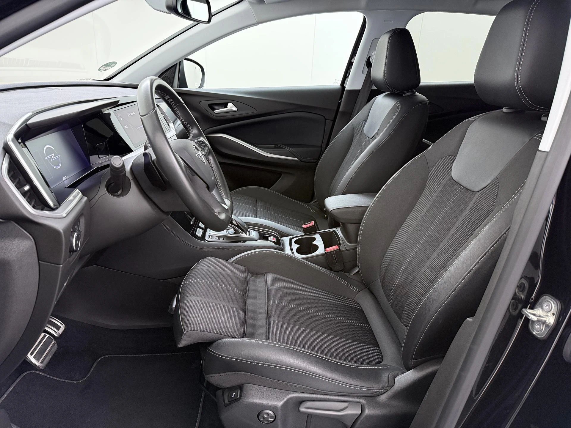 Opel-Grandland-image-4