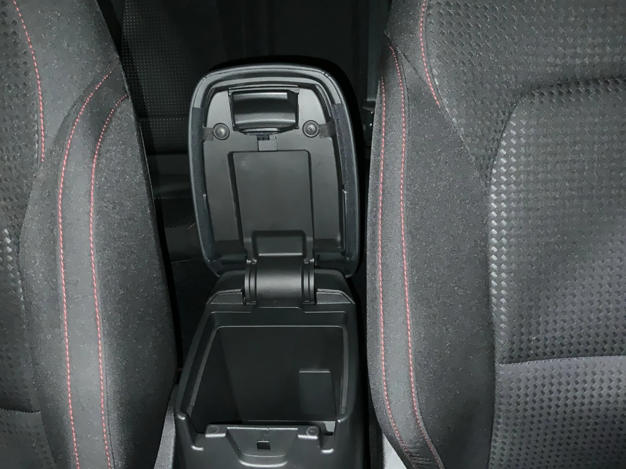 Ford Focus ST-Line X Turnier Aut.*AHK*ACC*HUD*KAM*NAVI*WINTER-PKT.