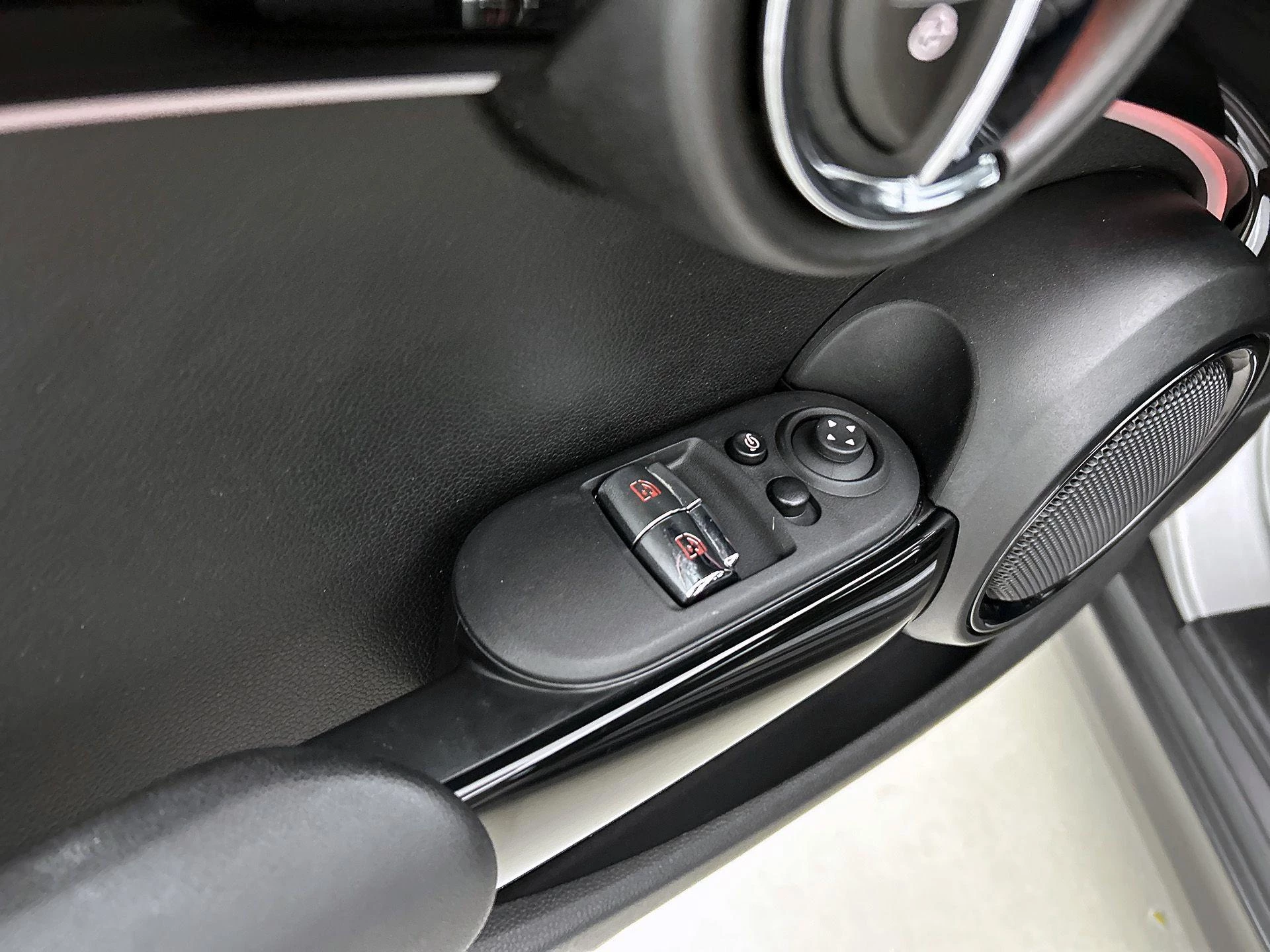 MINI-Electric-image-35