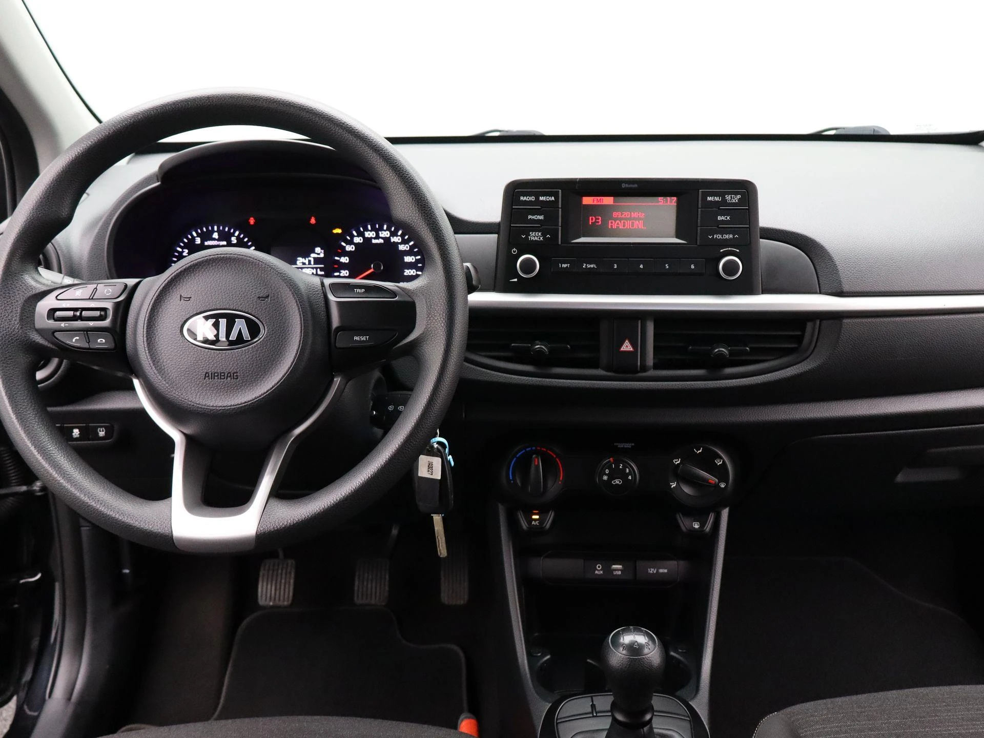 Kia-Picanto-image-8