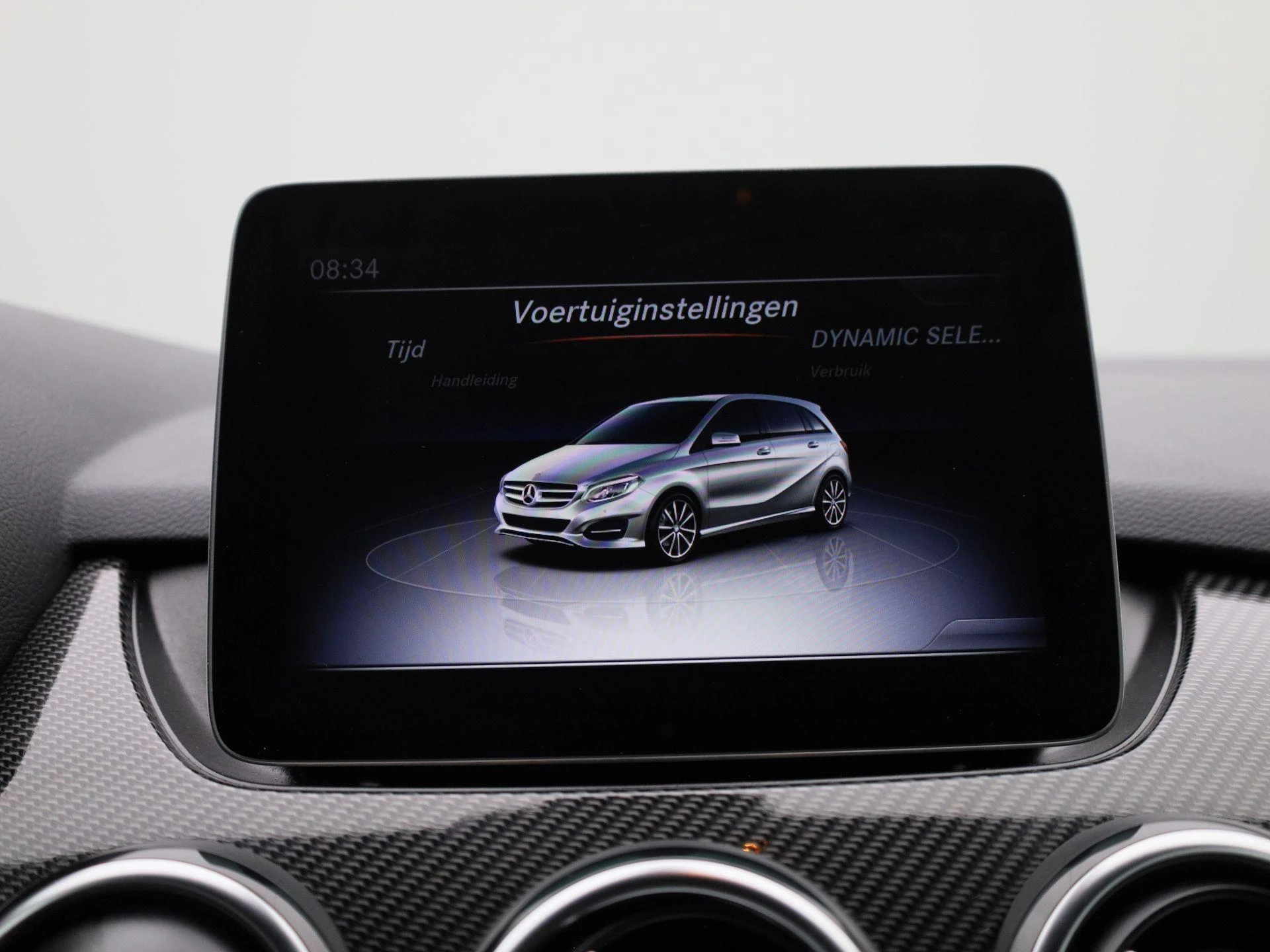 Mercedes-Benz-B-Klasse-image-27
