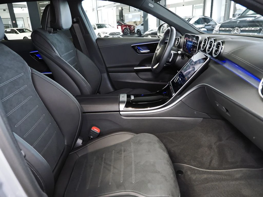 Mercedes-Benz-C-Klasse 200-image-12