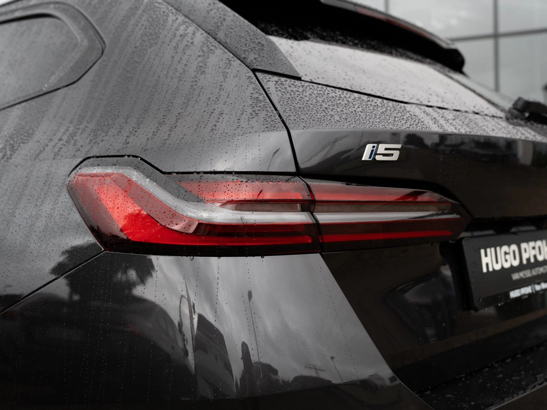 BMW-i5-image-25