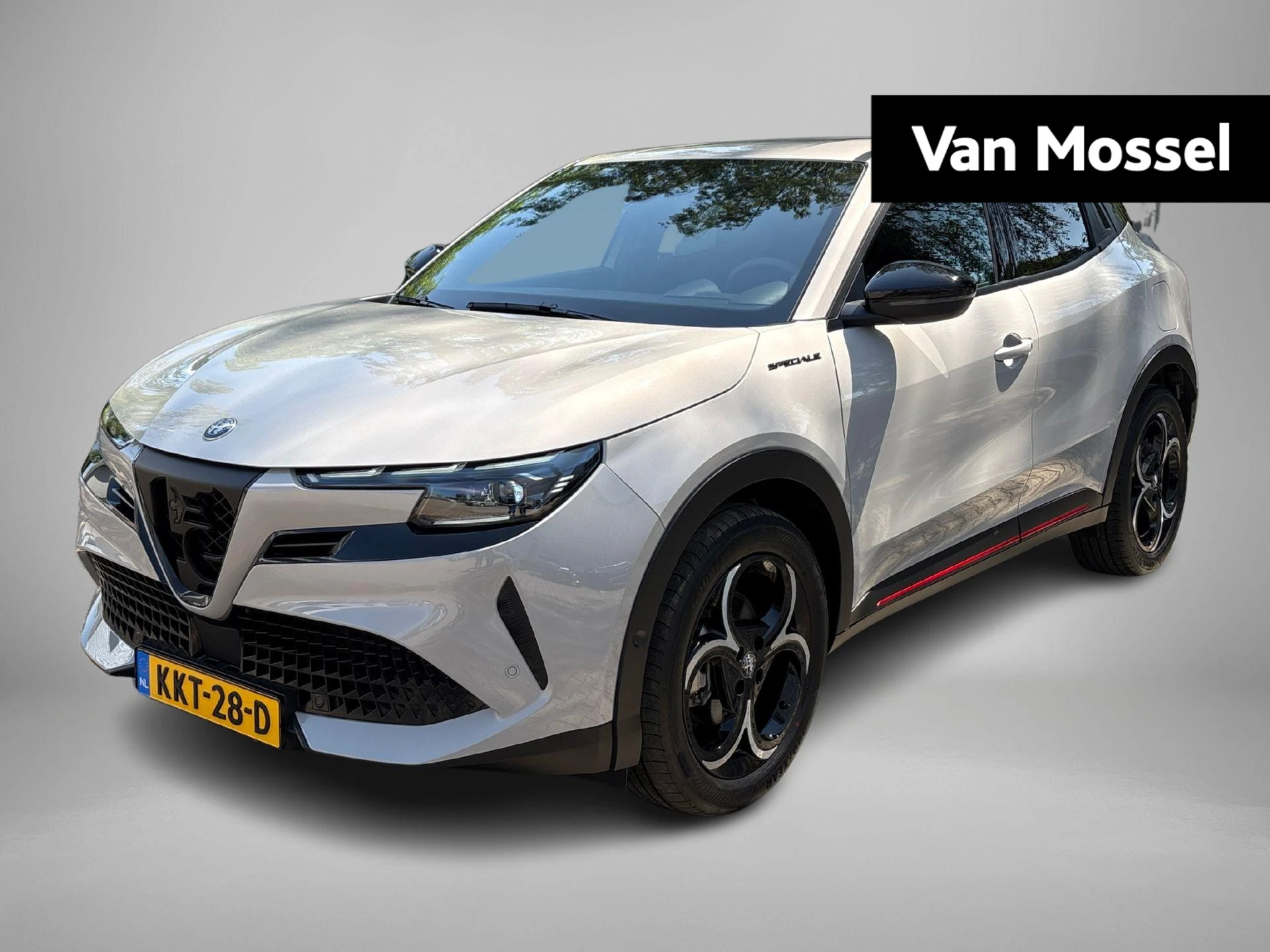 Alfa Romeo-Junior-image-0