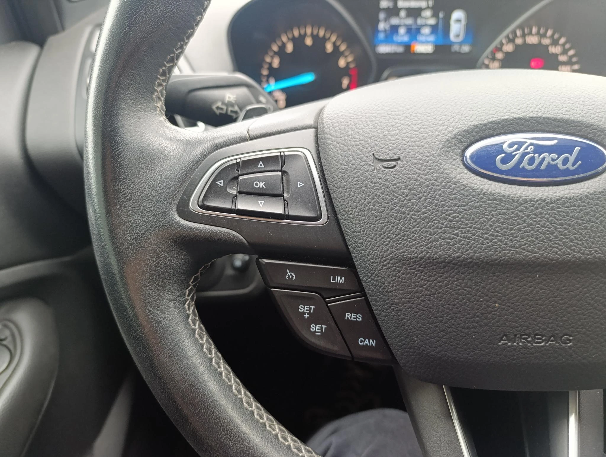 Ford-Kuga-image-16