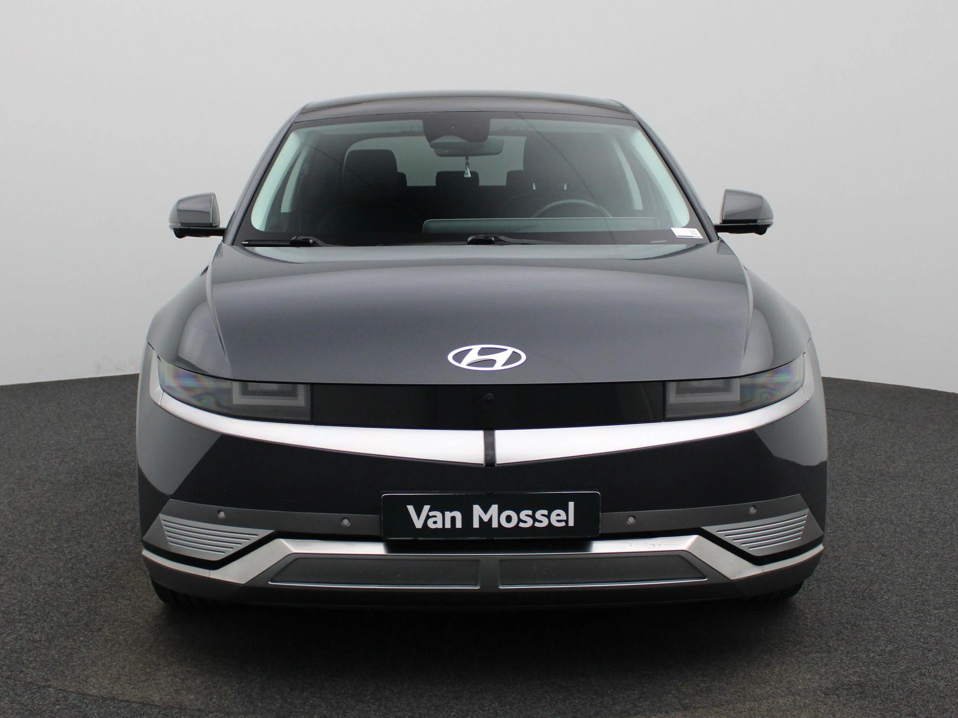 Hyundai-IONIQ 5-image-2