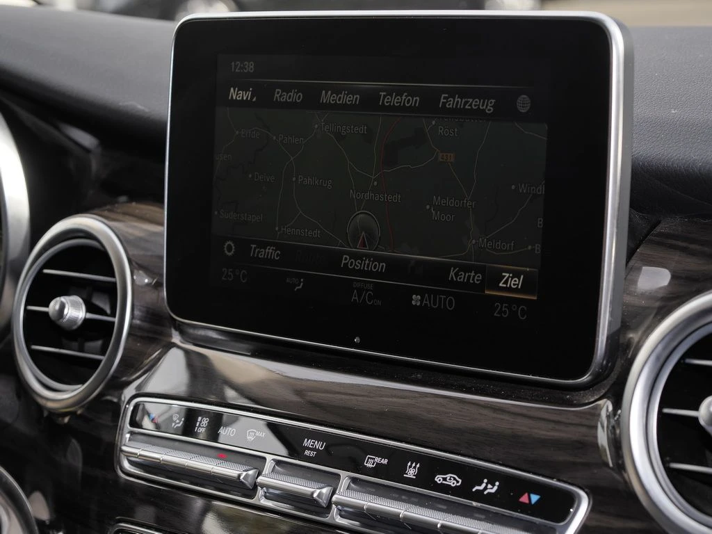 Mercedes-Benz-Marco Polo-image-8