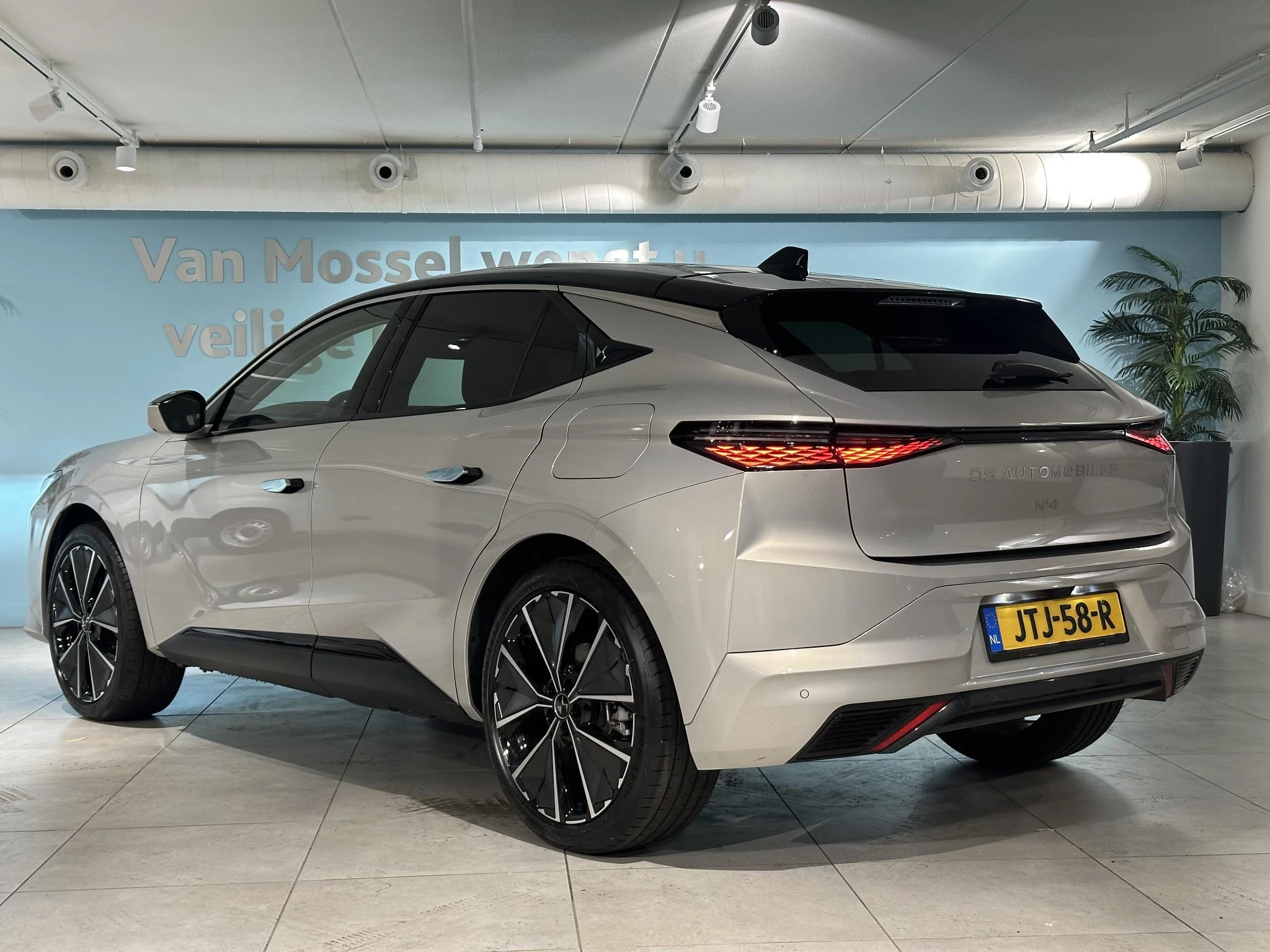 DS DS 4 No 1.6 PHEV Etoile Nappa