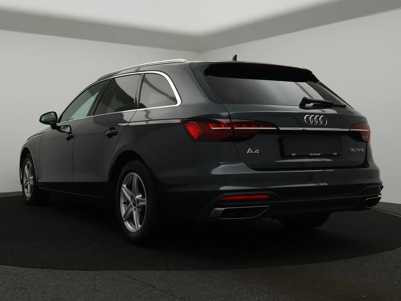 Audi-A4-image-1