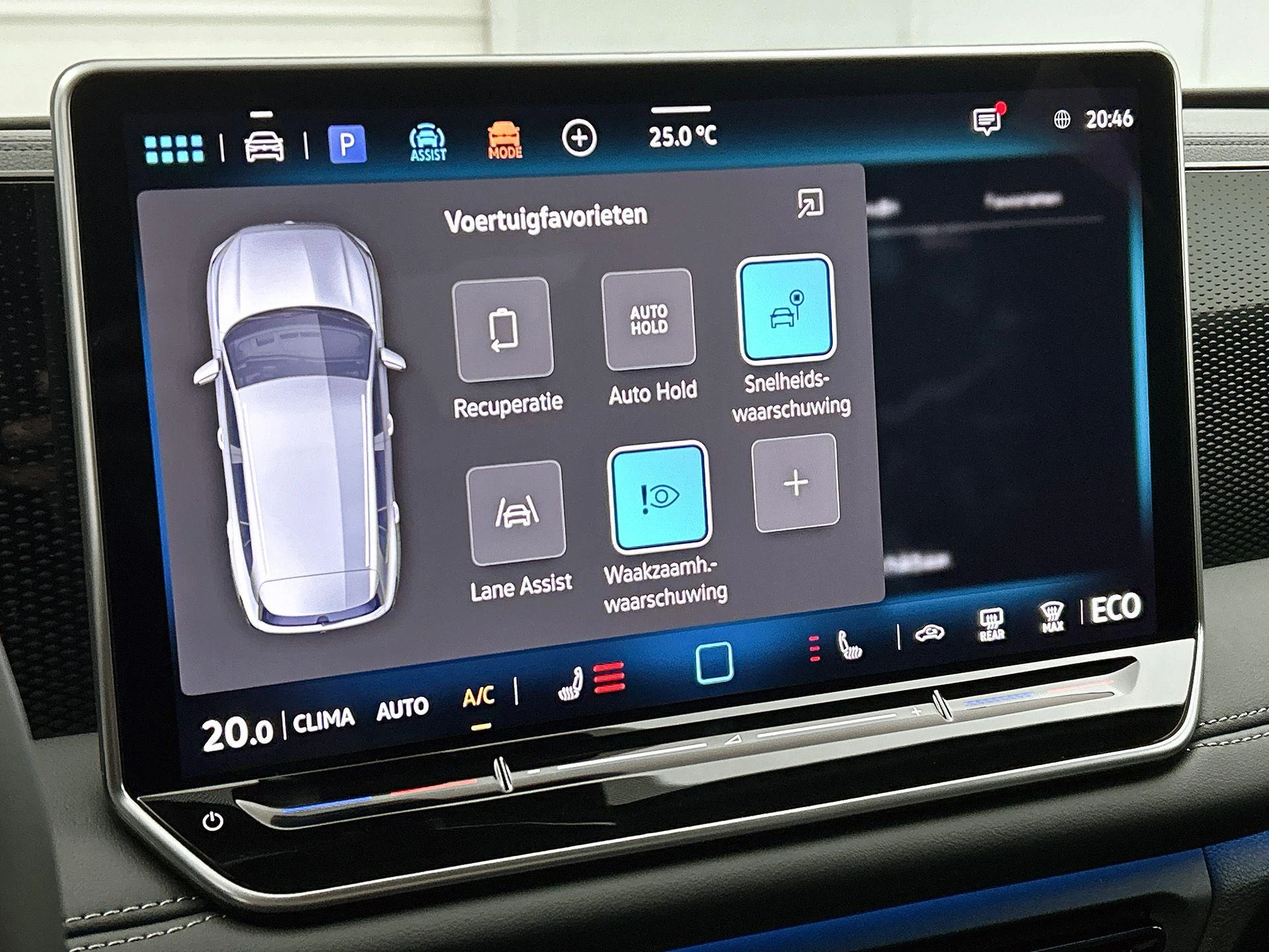 Volkswagen-Tiguan-image-11