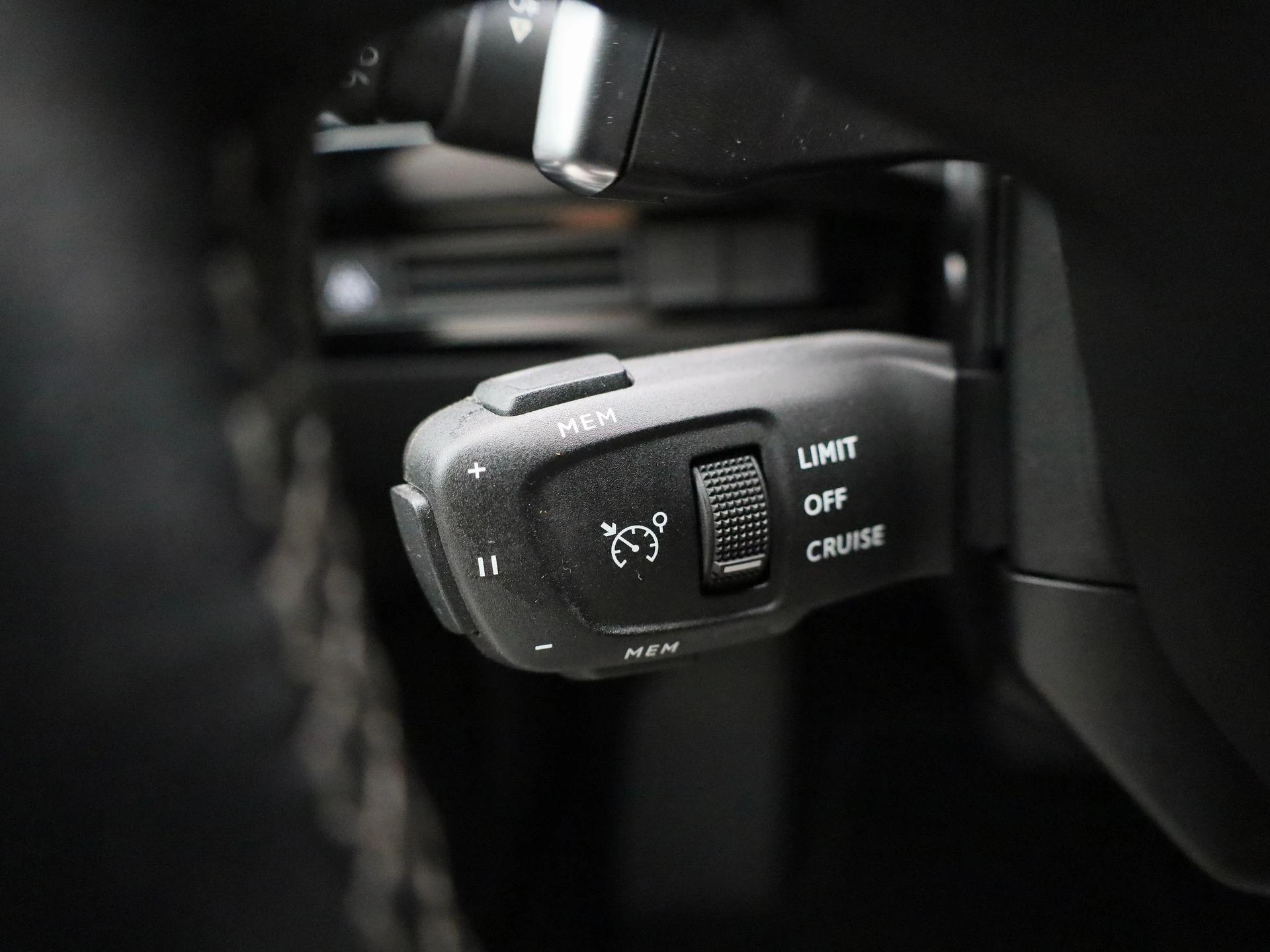 Peugeot-508-image-23