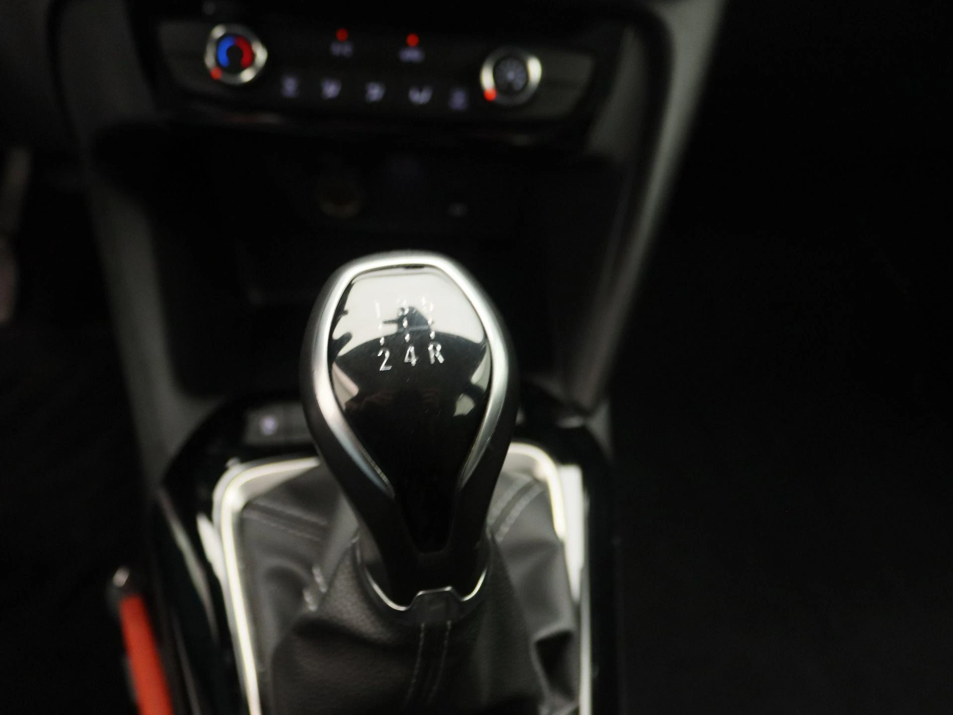 Opel-Corsa-image-10