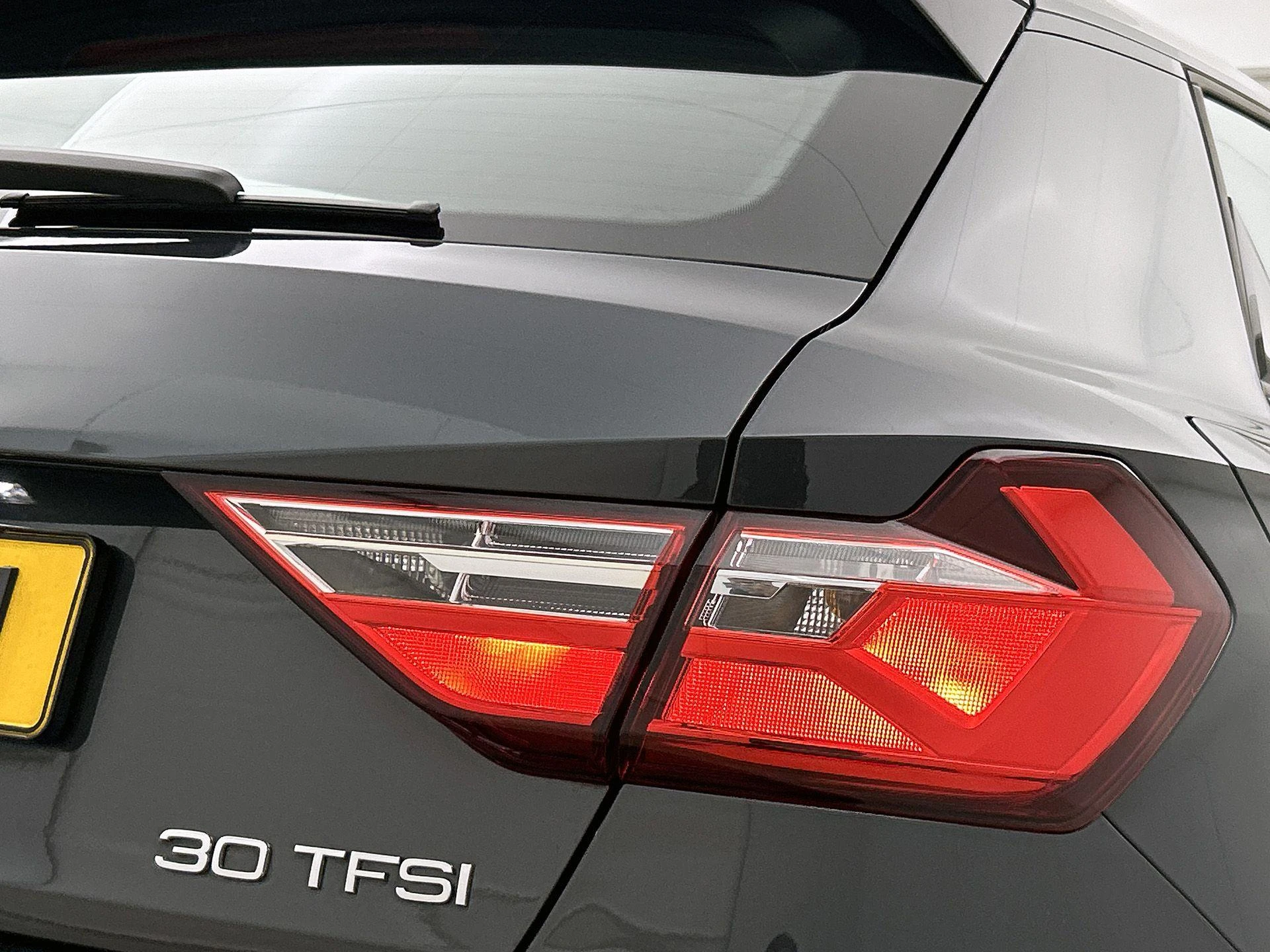 Audi-A1 Sportback-image-5
