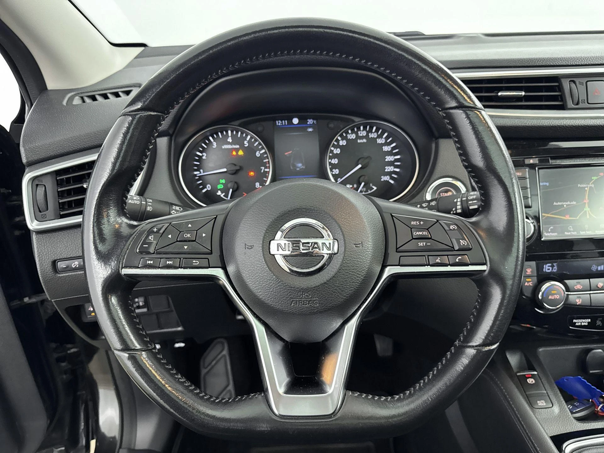 Nissan-QASHQAI-image-9