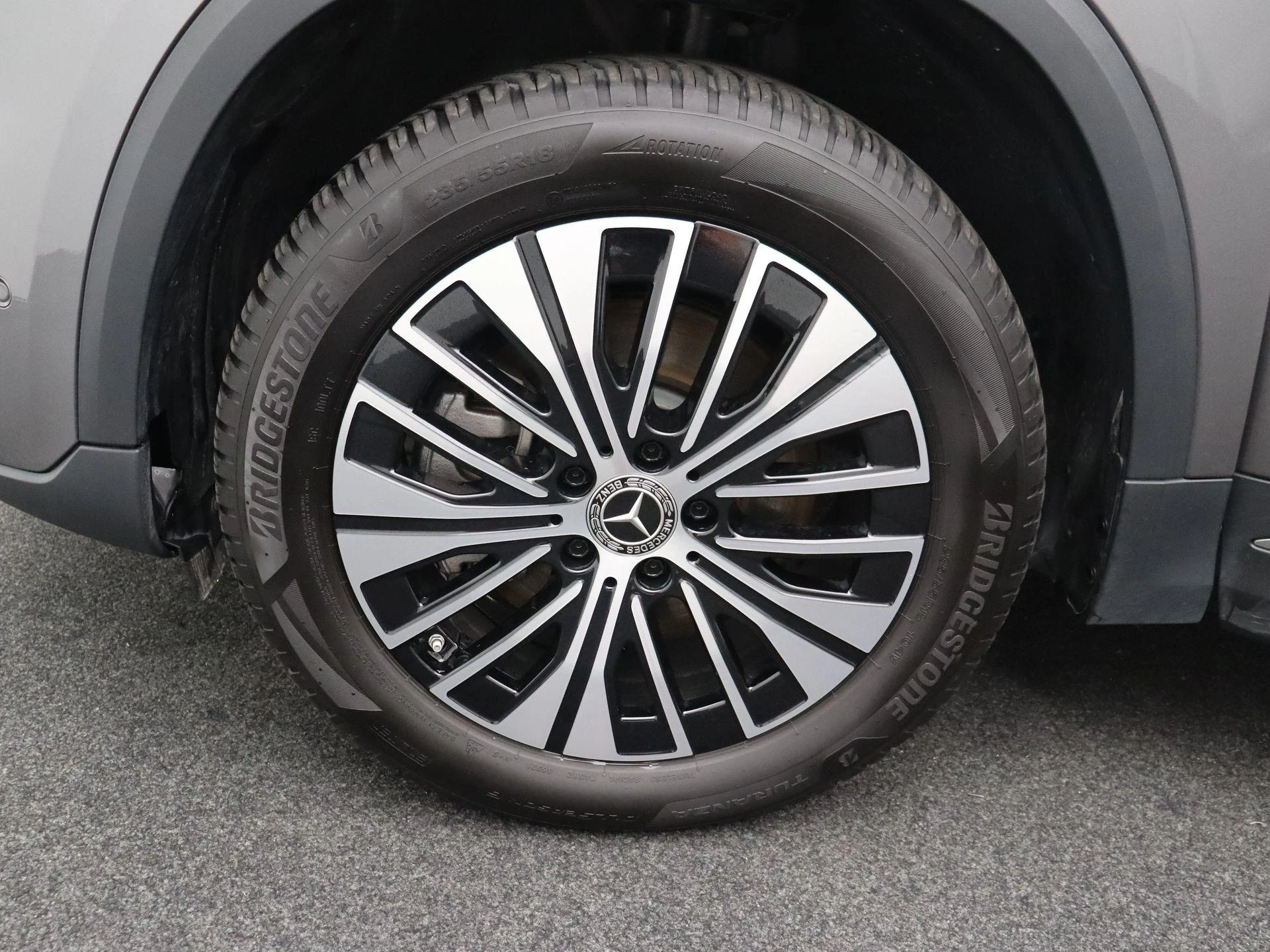 Mercedes-Benz-EQA-image-6