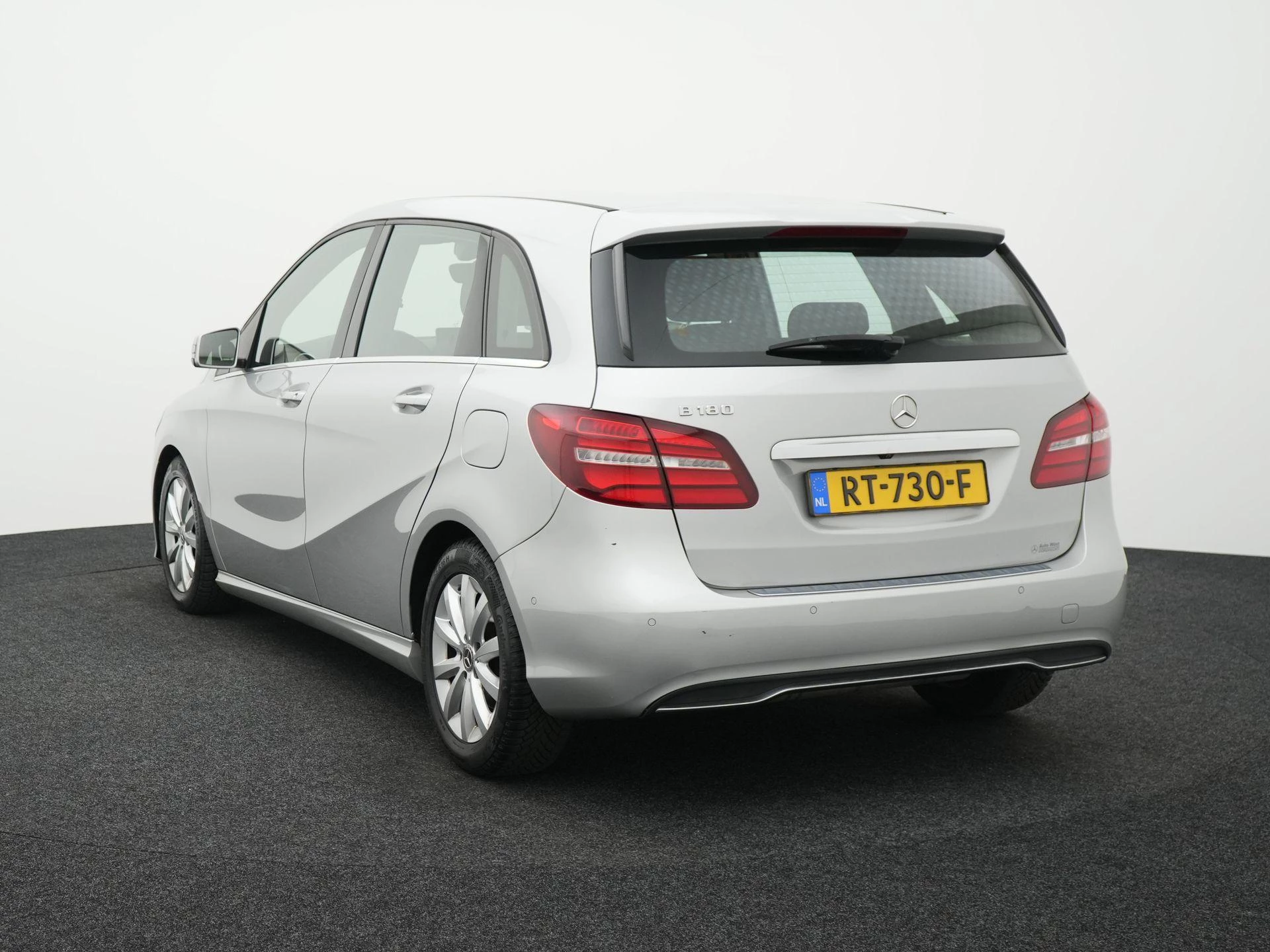 Mercedes-Benz-B-Klasse-image-1