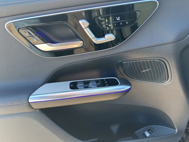 Mercedes-Benz-GLC-image-18