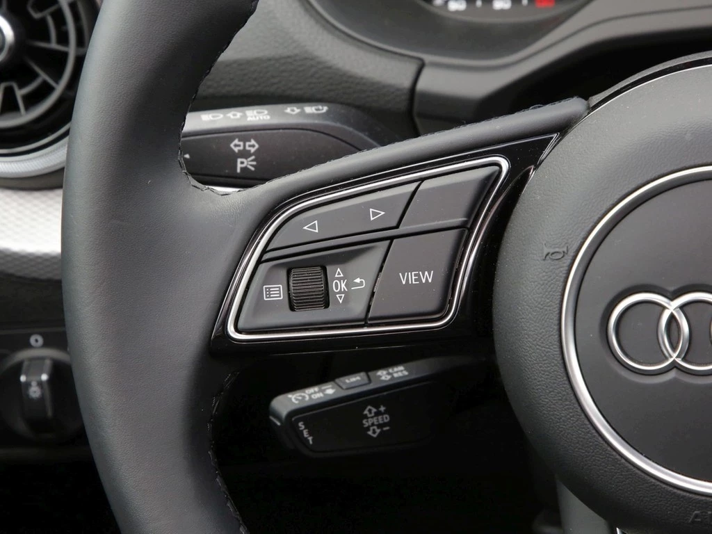 Audi Q2 35 TFSI S Tronic advanced GWP*KAMERA*LED*SHZ