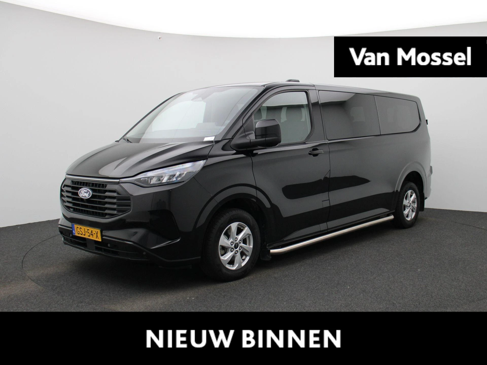 Ford-Transit Custom-image-0