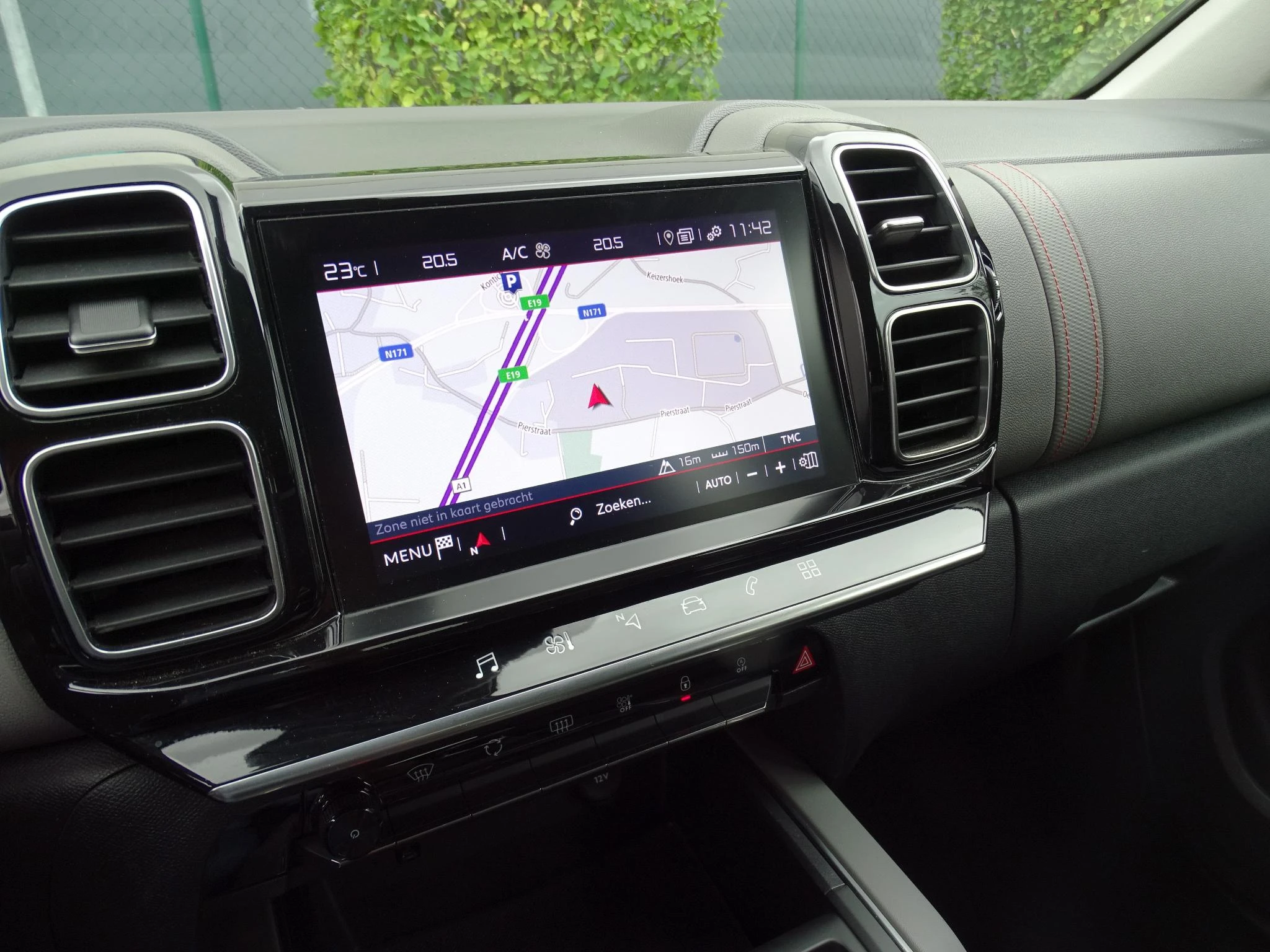 Citroën-C5 Aircross-image-17