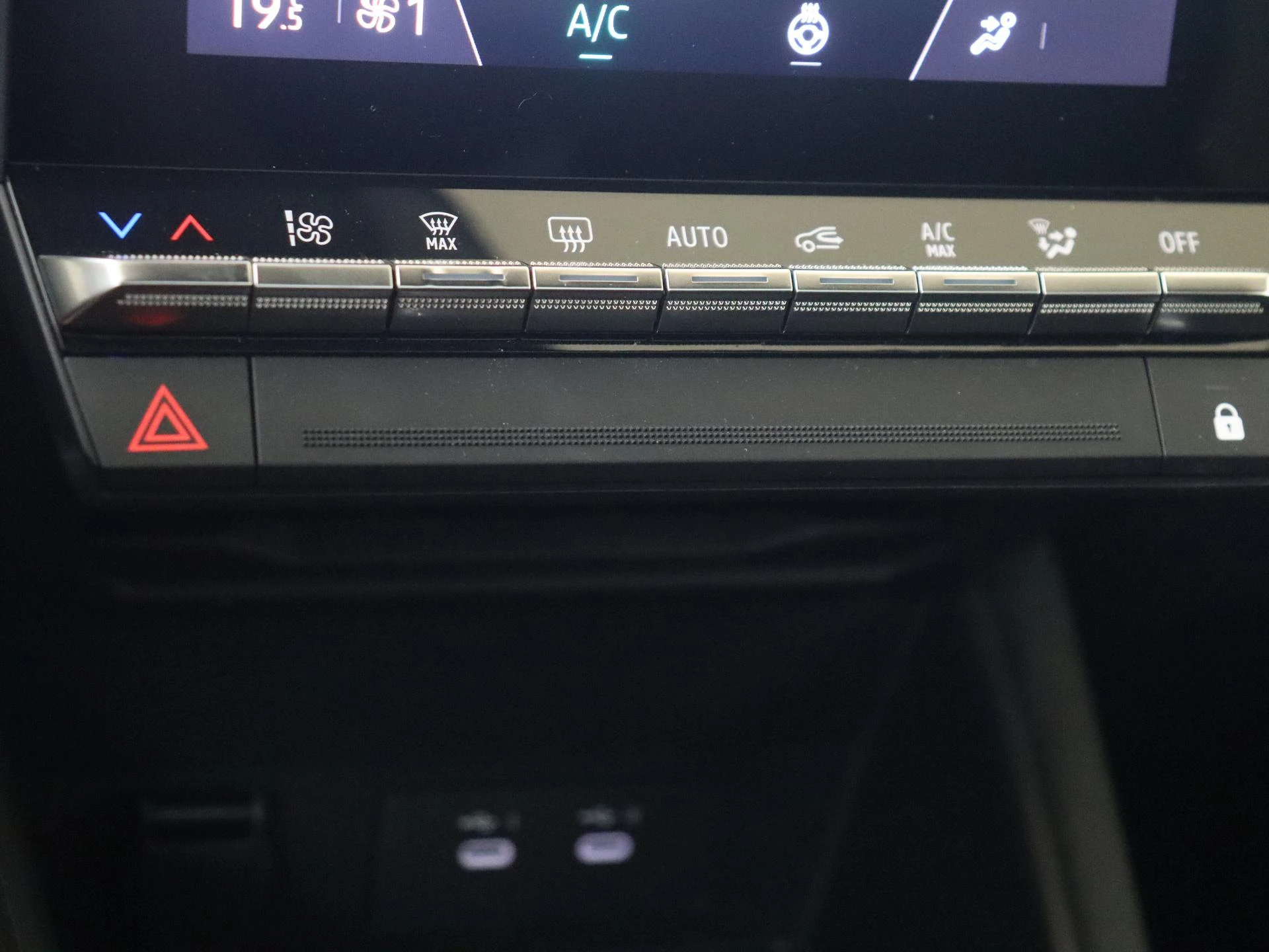 Renault-Captur-image-19