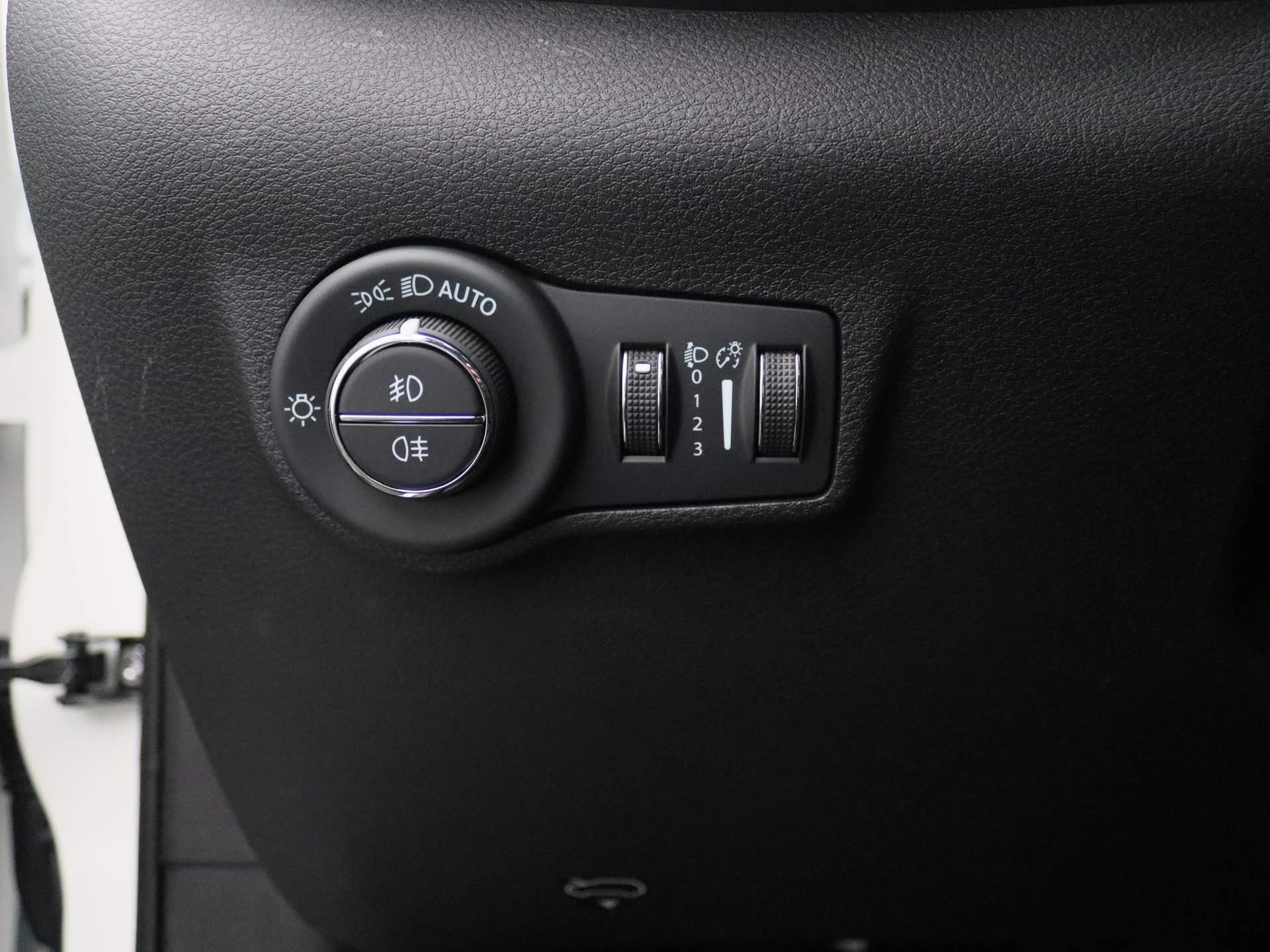 Jeep-Compass-image-23
