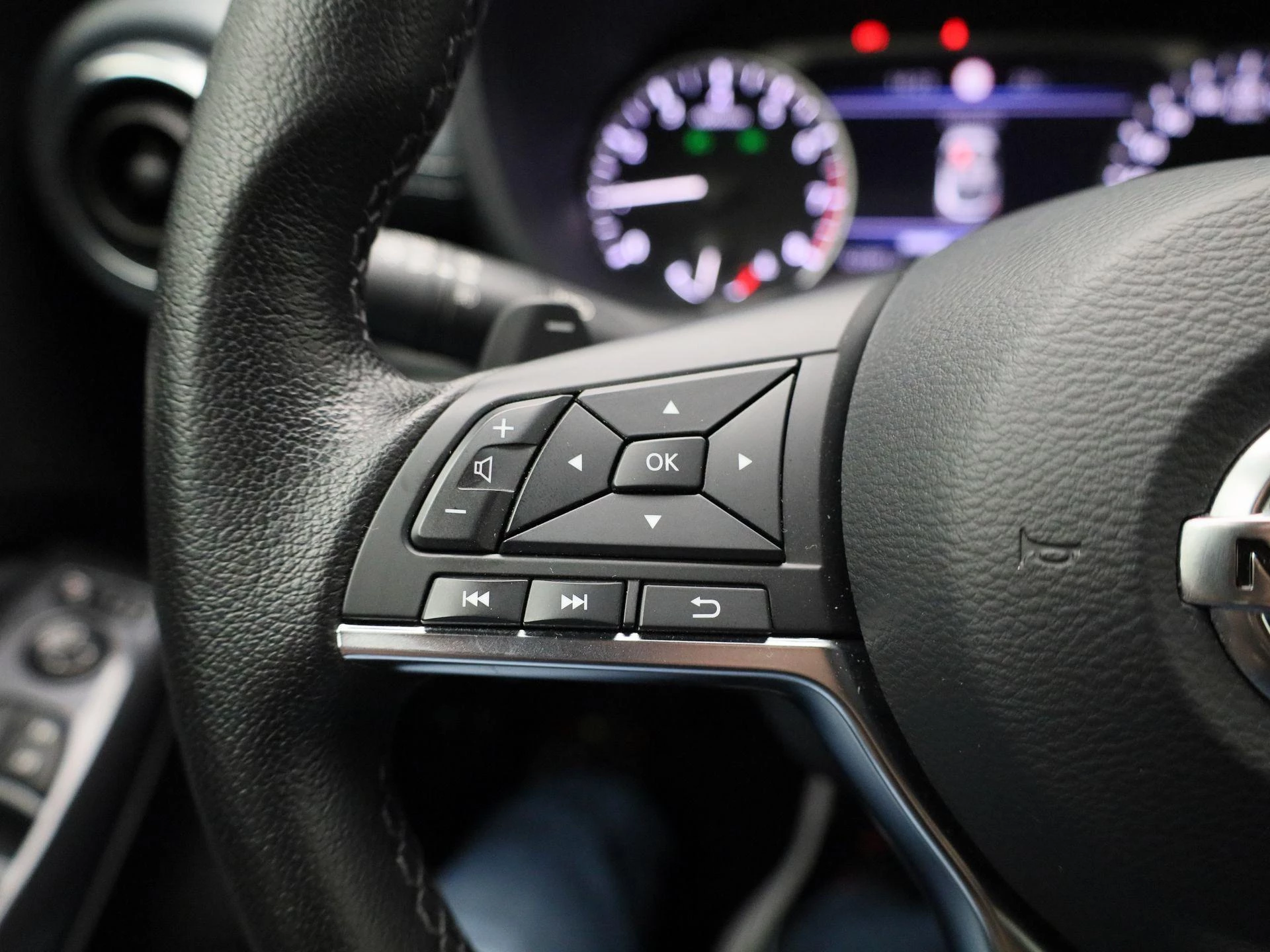 Nissan-Juke-image-18