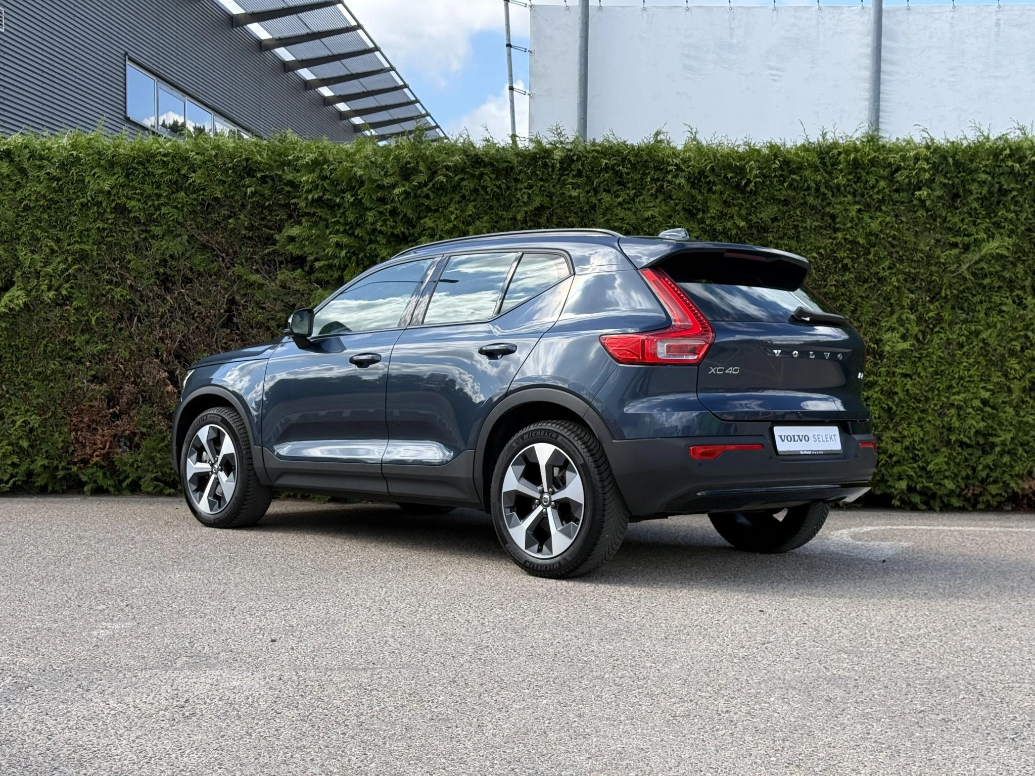 Volvo XC40 B4 Plus Dark H&K Audio Trekhaak Aut.