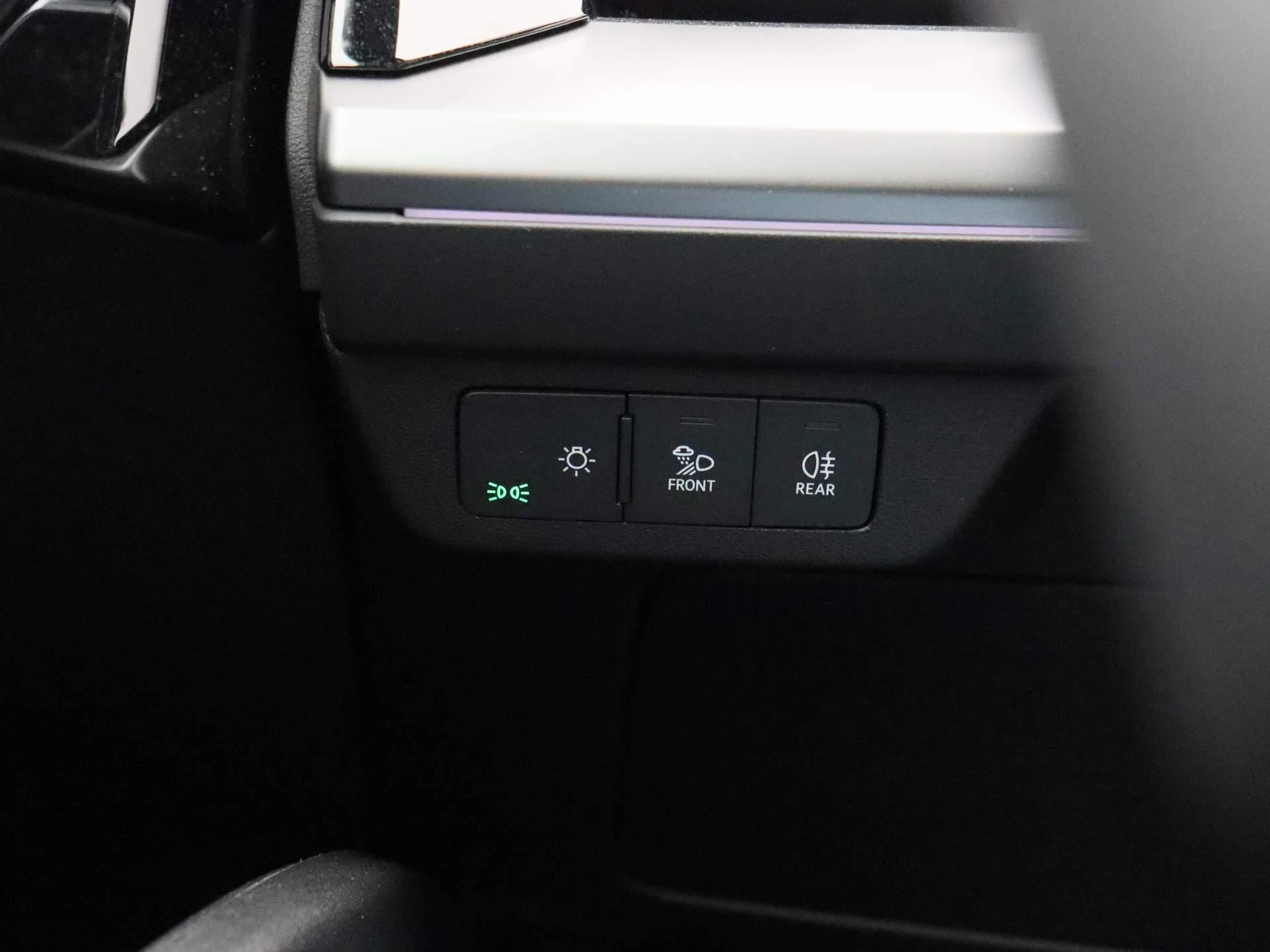 Audi-Q4 e-tron-image-25