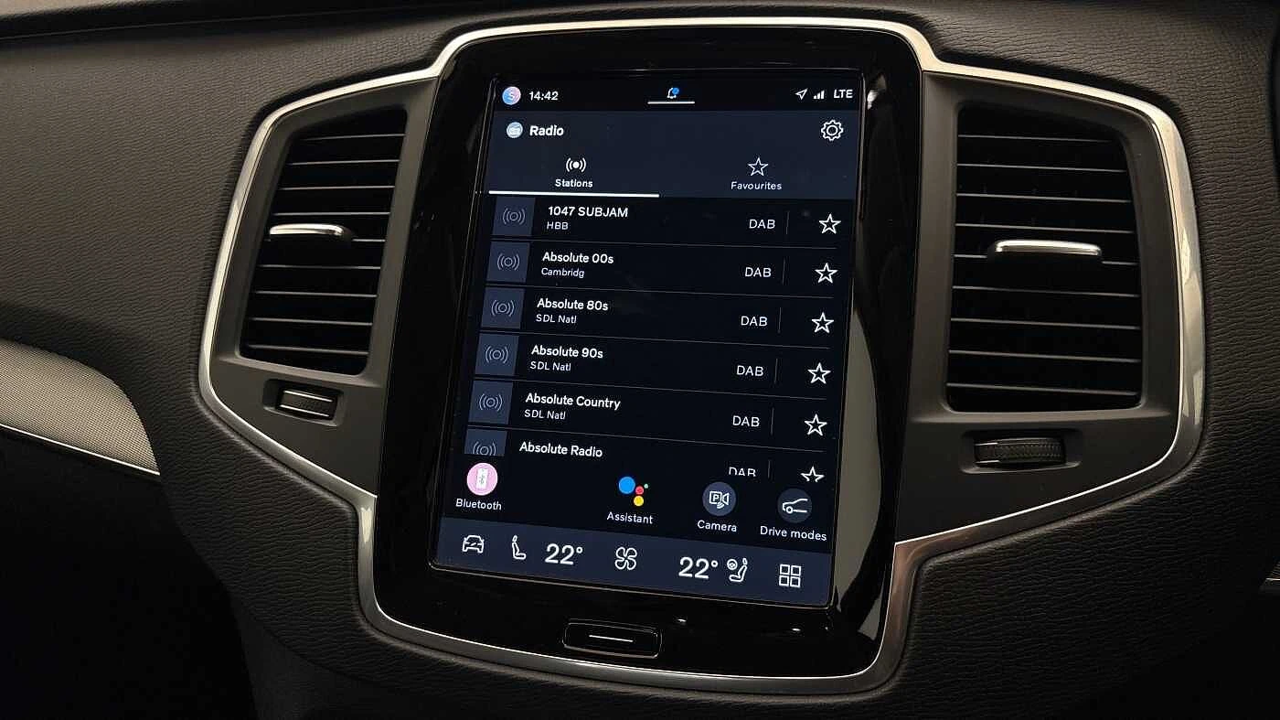 Volvo-XC90-image-35