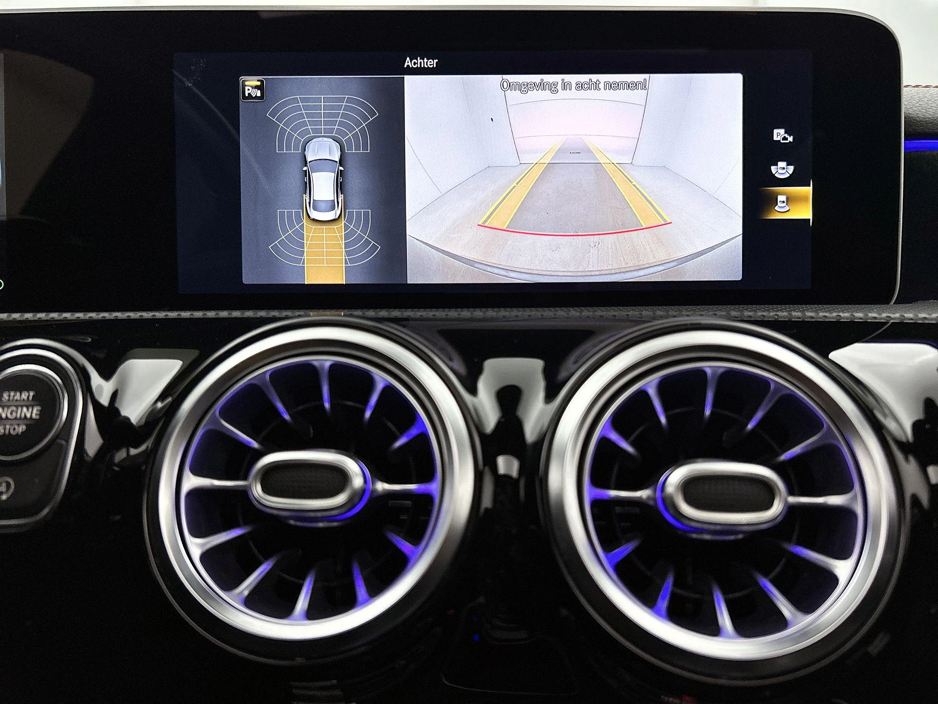 Mercedes-Benz-CLA-image-15