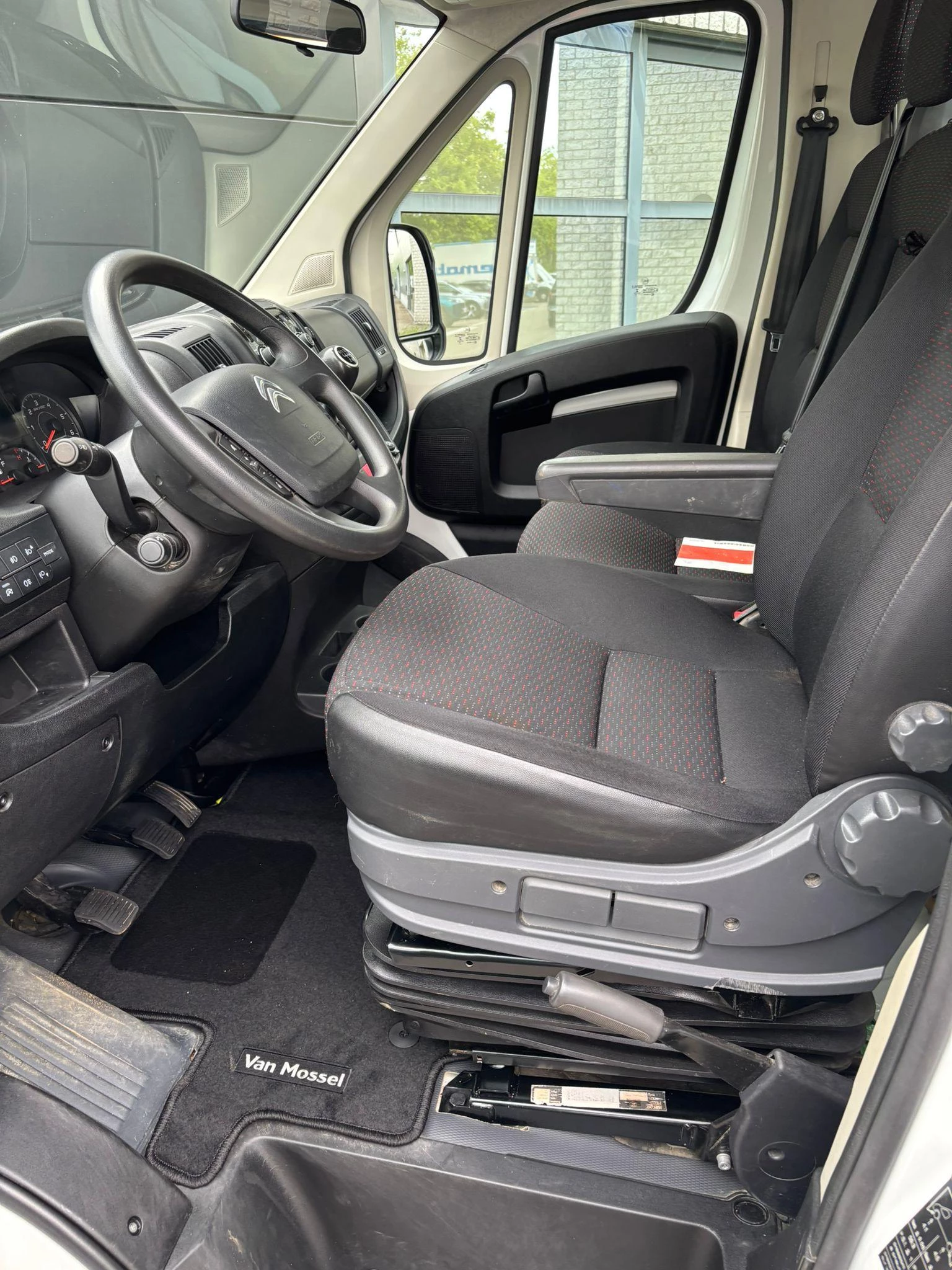 Citroën-Jumper-image-11