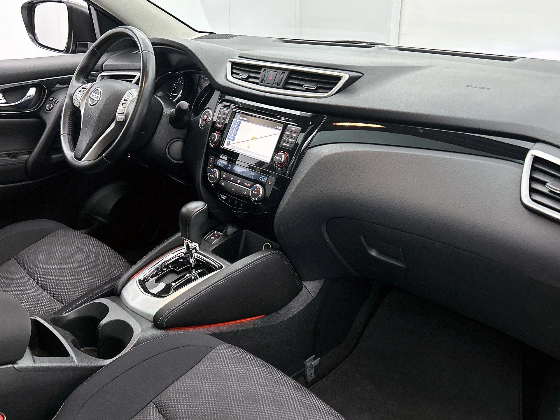 Nissan-QASHQAI-image-20