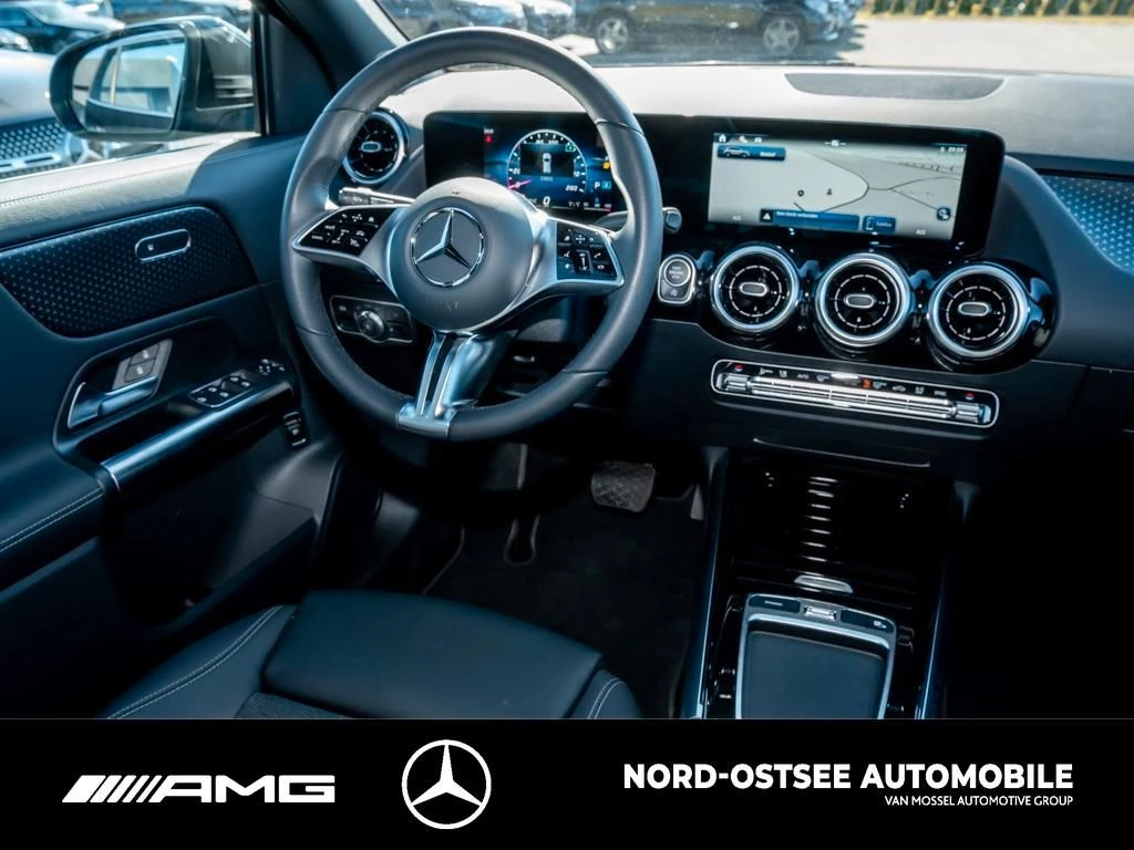 Mercedes-Benz-GLA-image-7