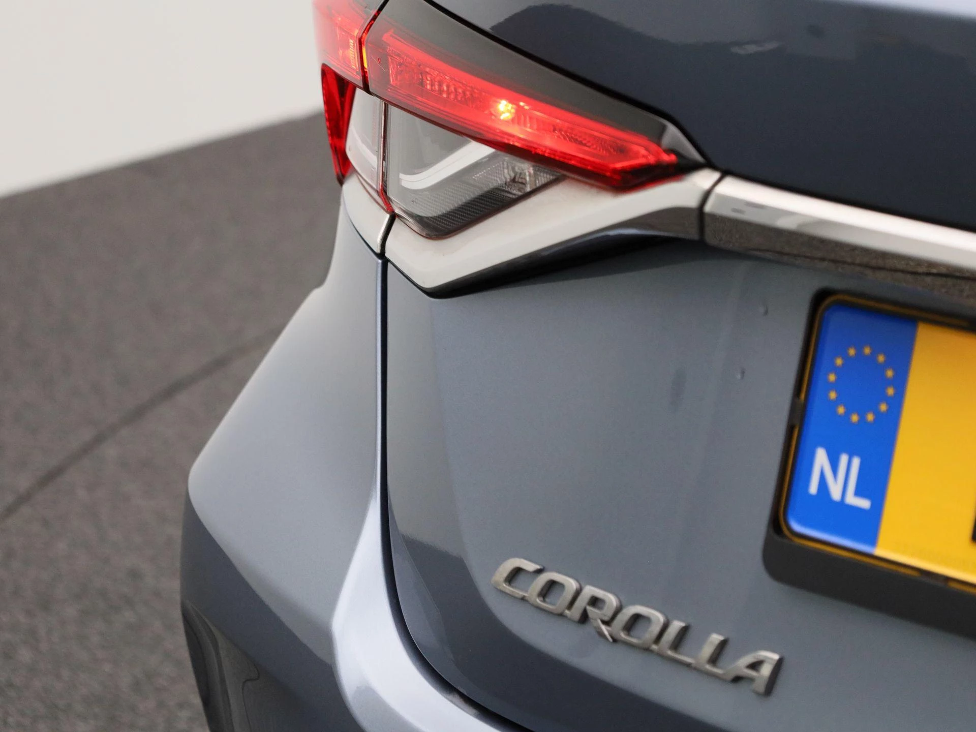 Toyota Corolla 1.8 Hybrid Business Plus