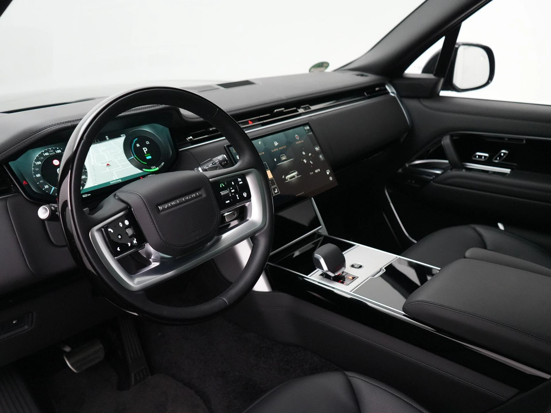Land Rover-Range Rover-image-42