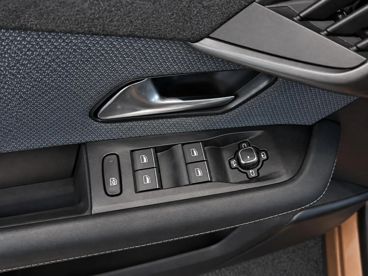 Opel-Grandland-image-14