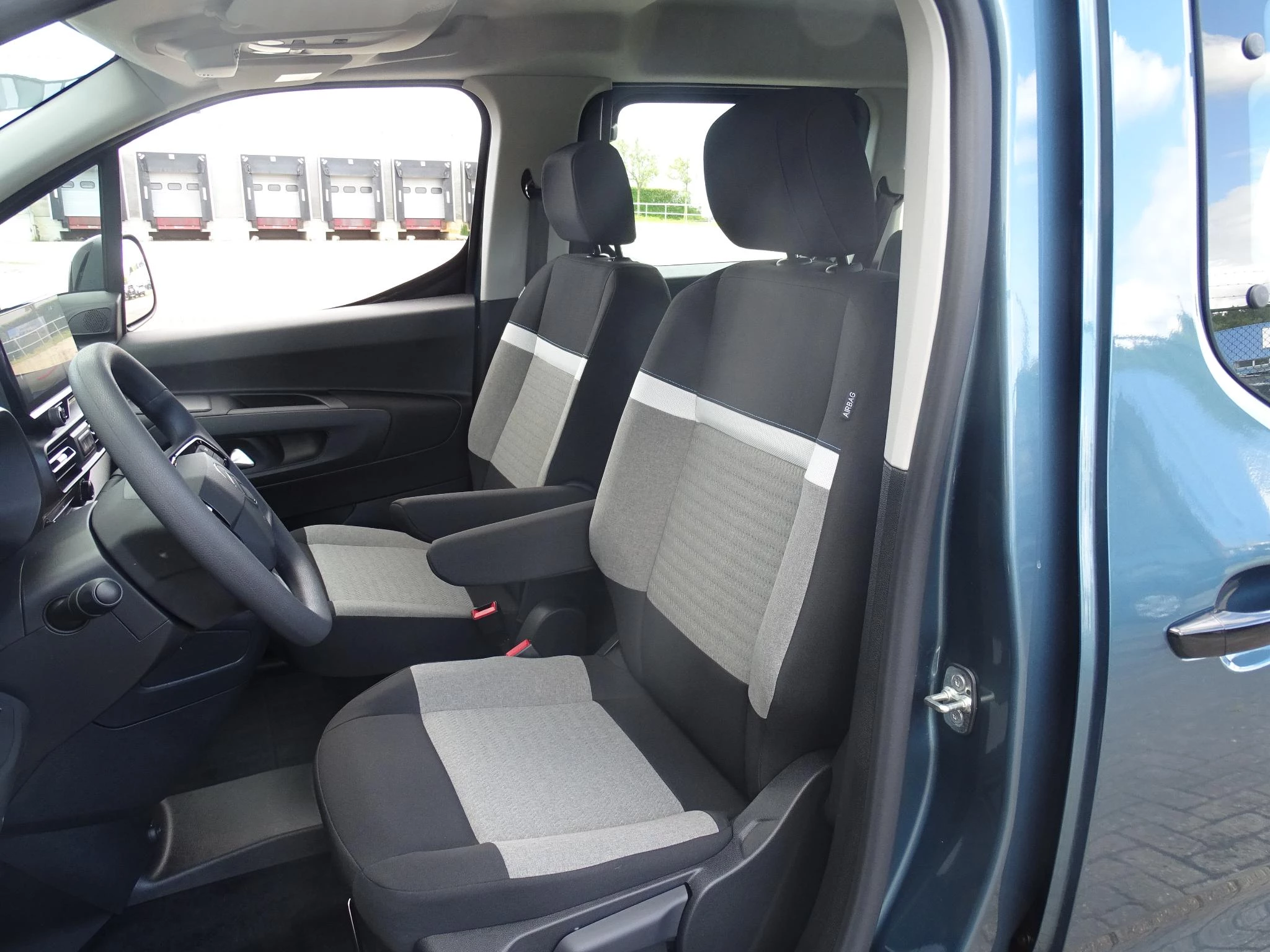 Citroën Berlingo MPV XL 1.5 BlueHDi 100 S&S BVM6 PLUS